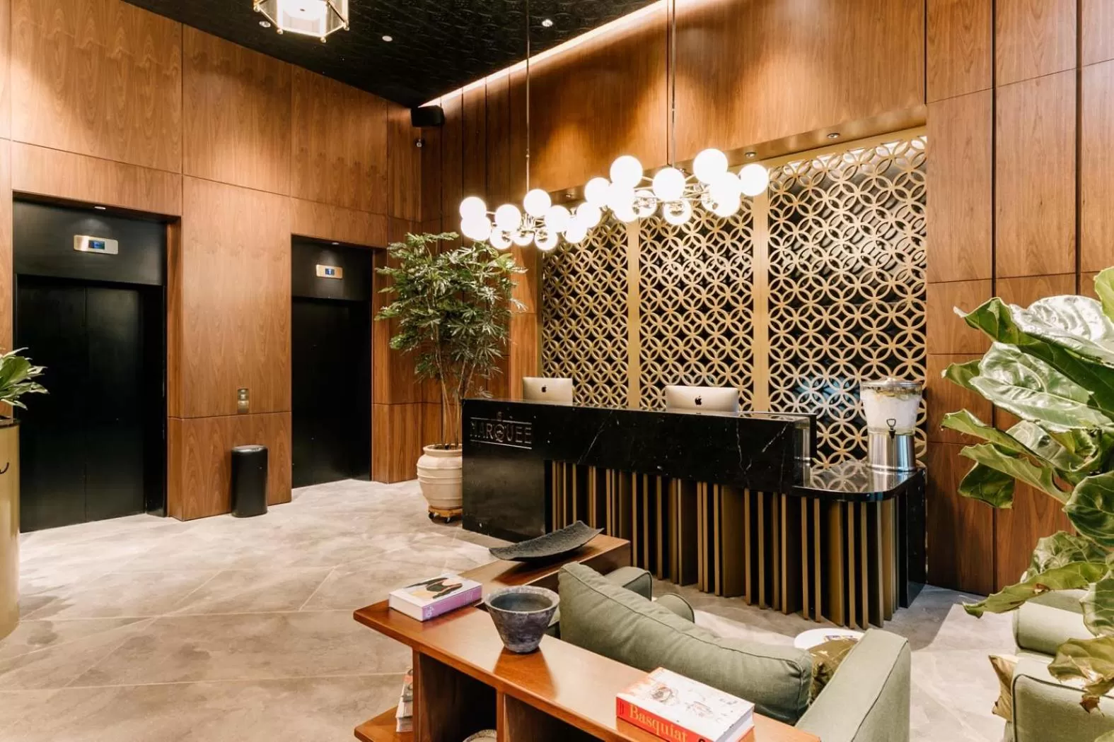 Lobby or reception in Hotel Marquee Medellín