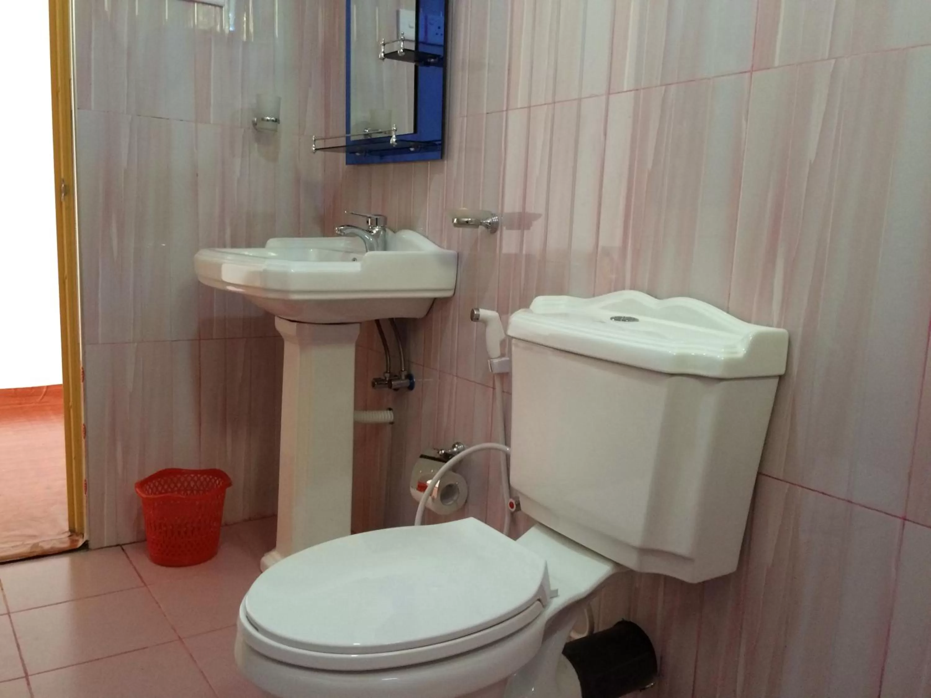 Bathroom in Felicity Inn