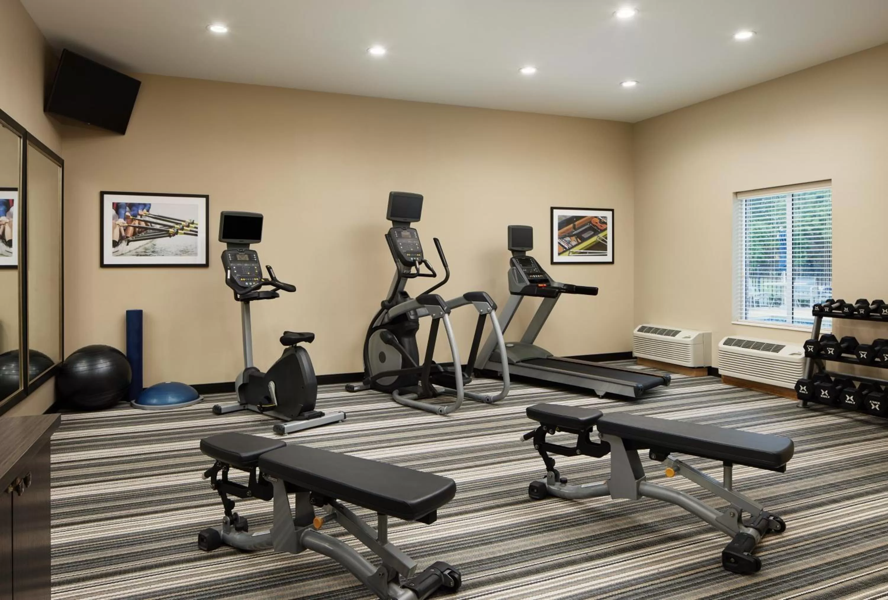 Fitness centre/facilities in Candlewood Suites Valdosta Mall by IHG