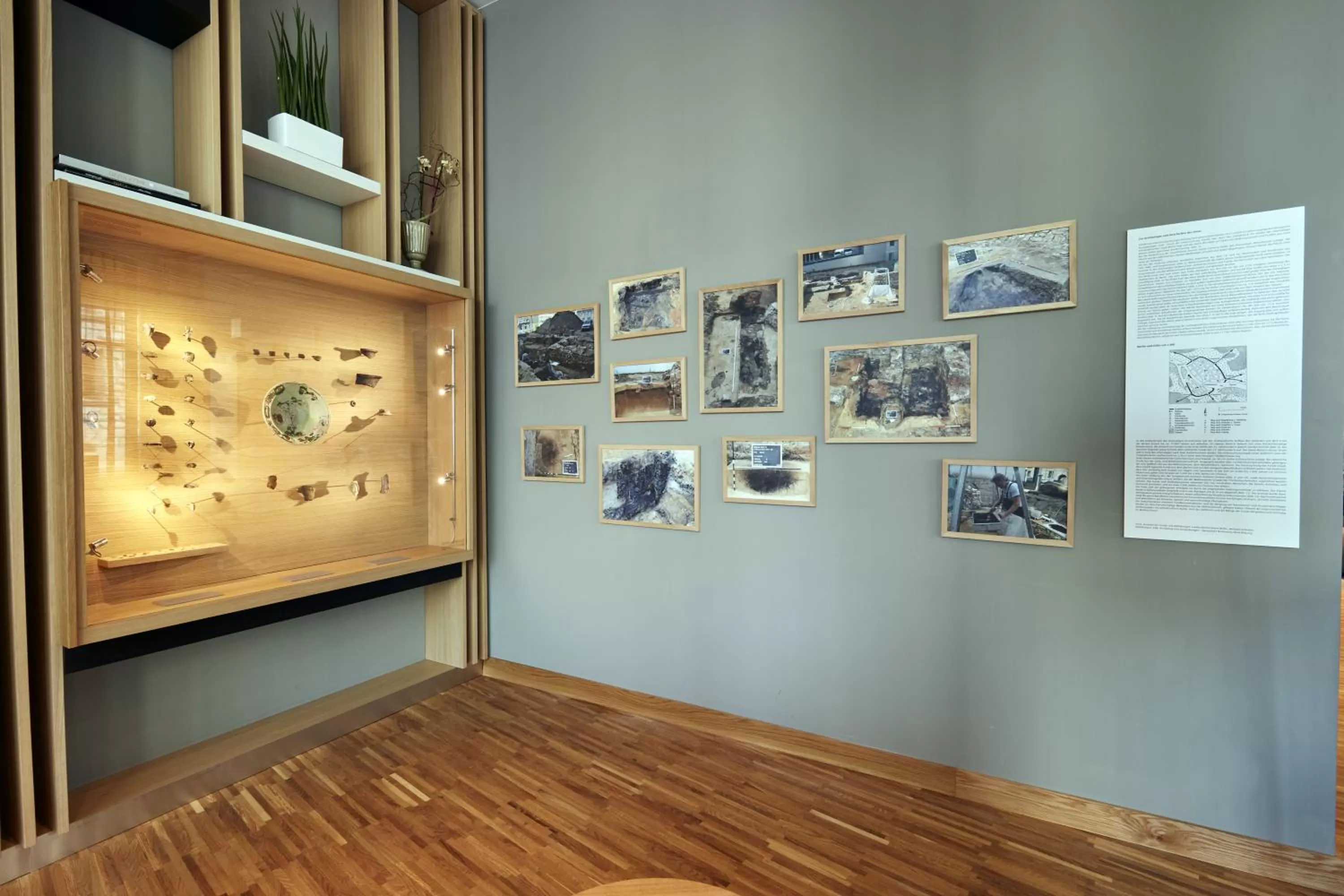 Lobby or reception in Holiday Inn Express - Berlin - Alexanderplatz by IHG