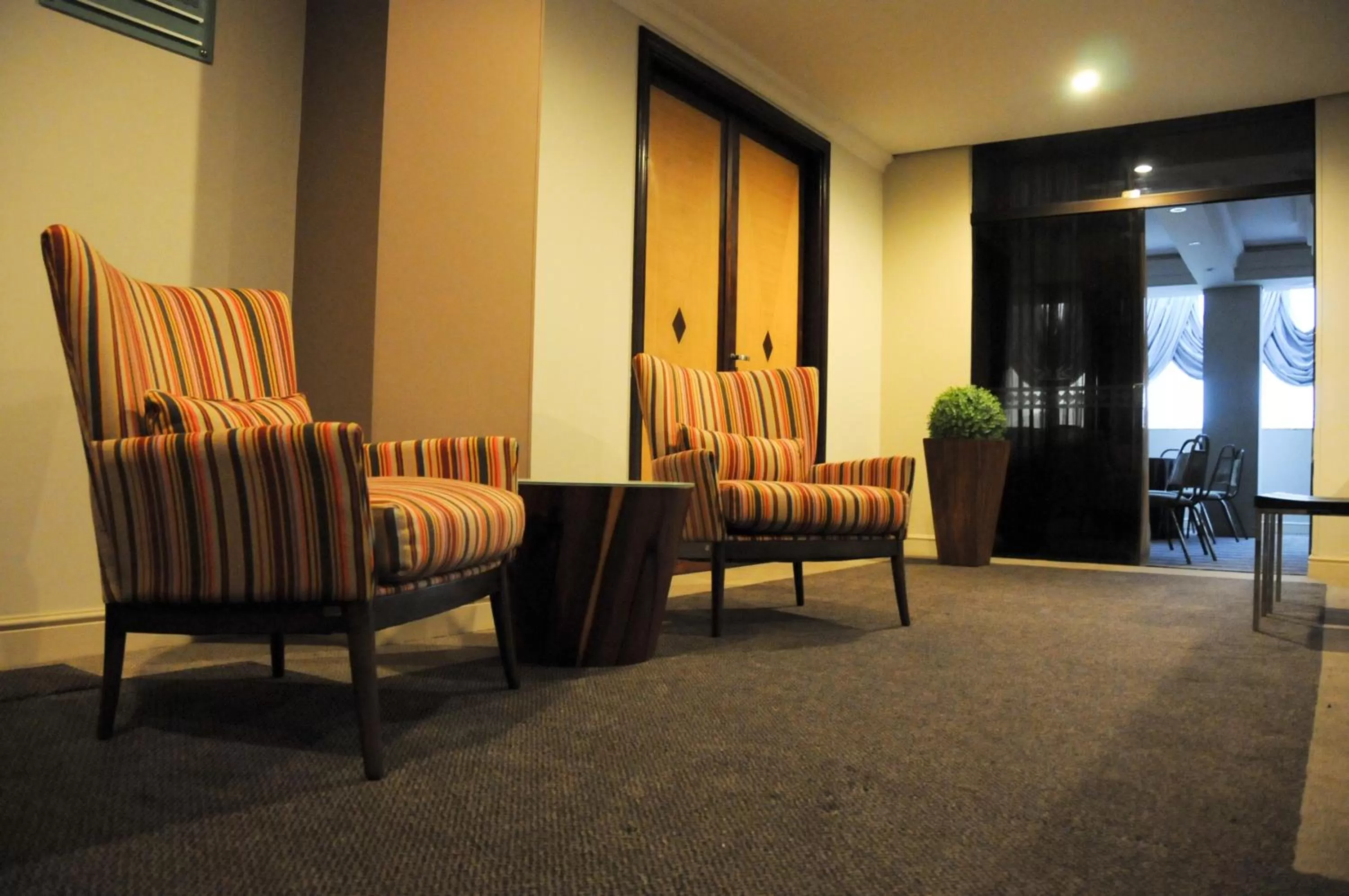 Lobby or reception, Seating Area in Kuster Hotel