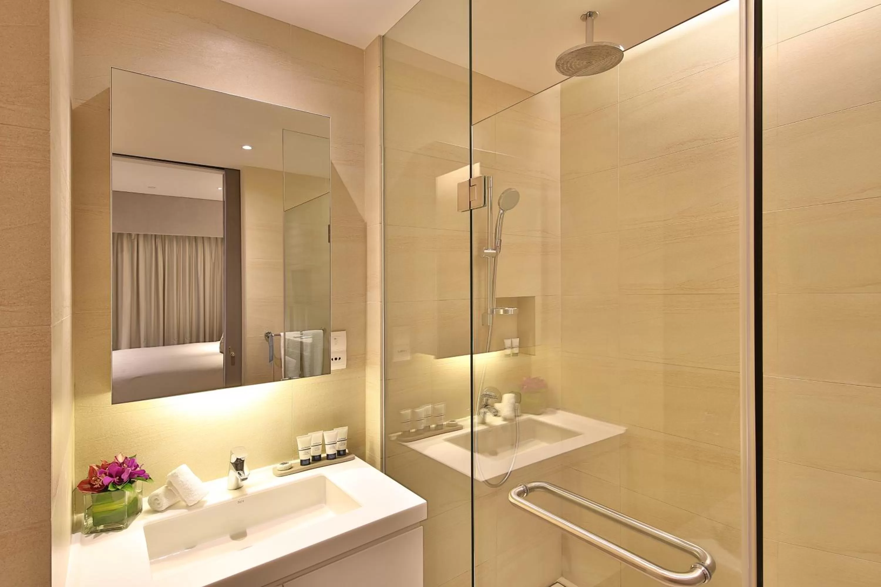 Shower in Pan Pacific Serviced Suites Beach Road, Singapore
