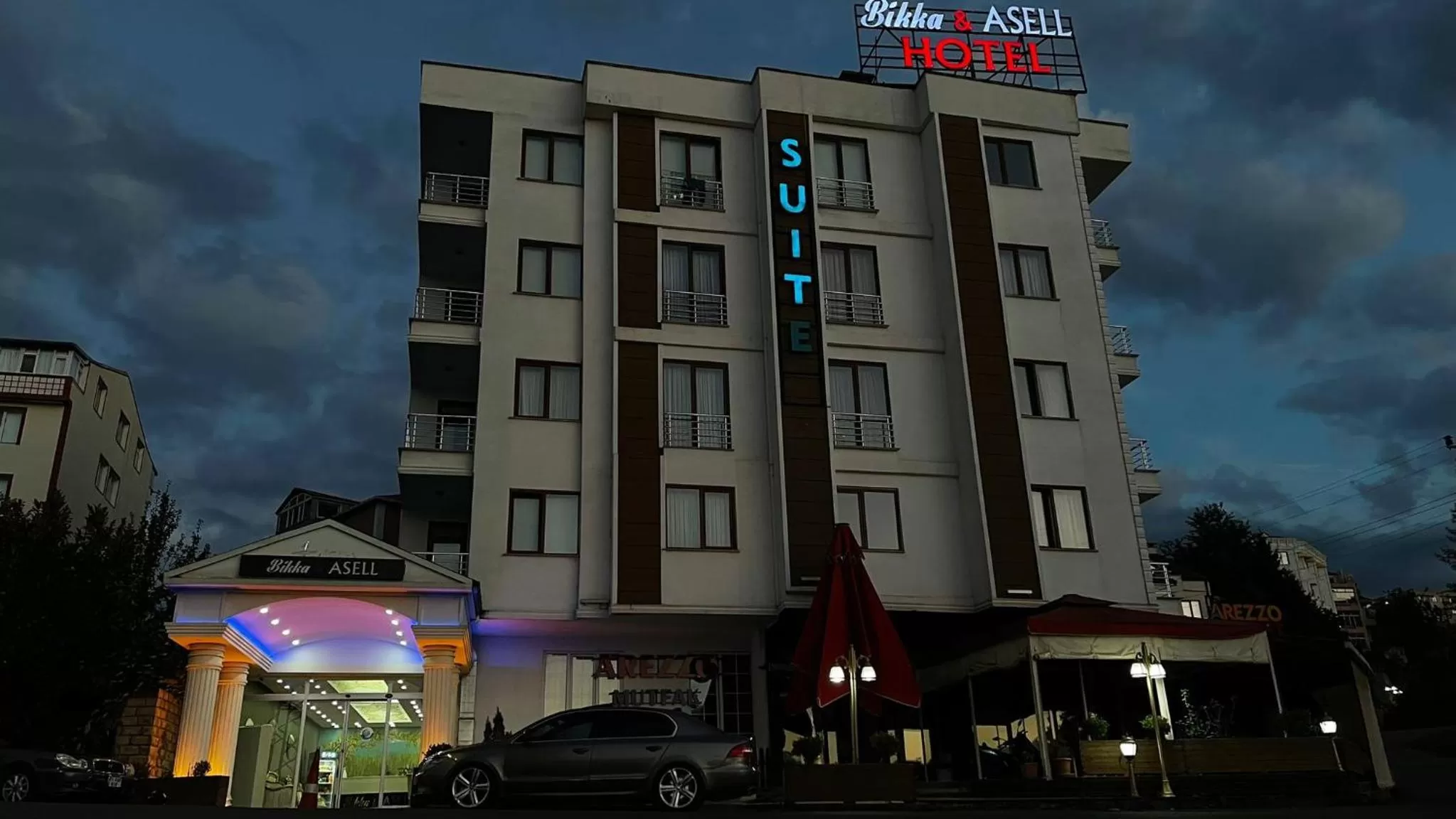 Property Building in Bikka&Asell Suite Hotel