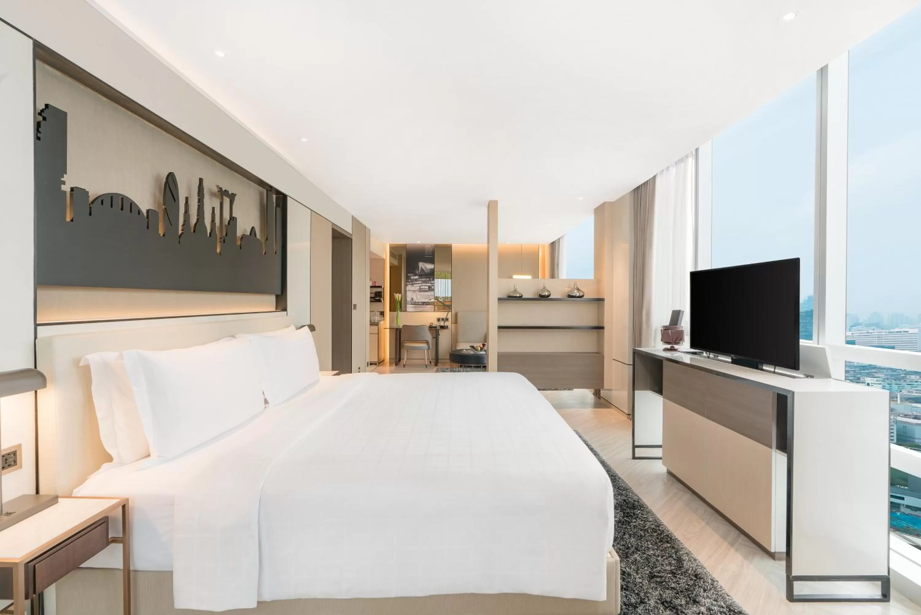 Pathumwan Terrace Suite - single occupancy in Pathumwan Princess Hotel