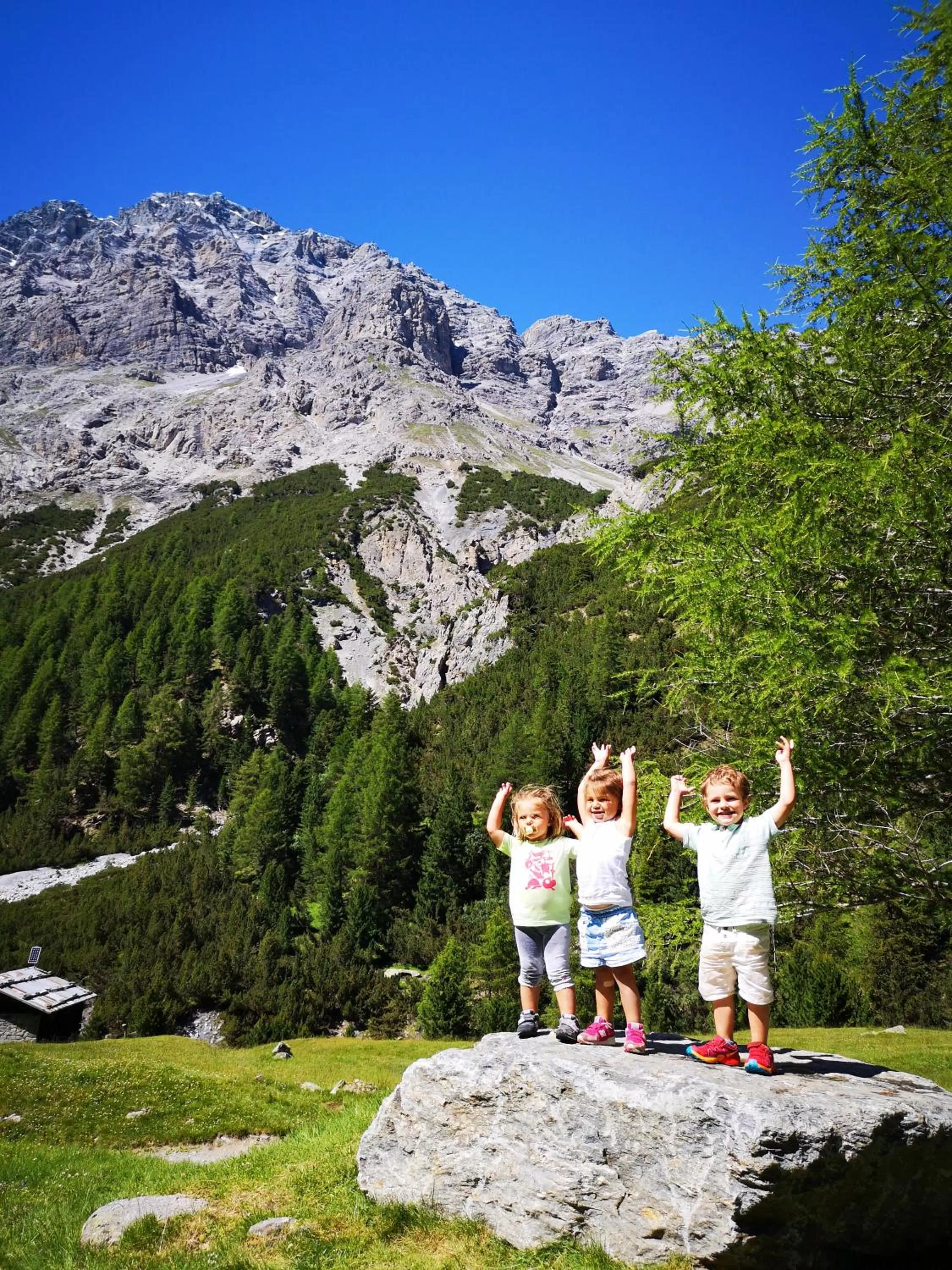 Activities in Hotel Nevada