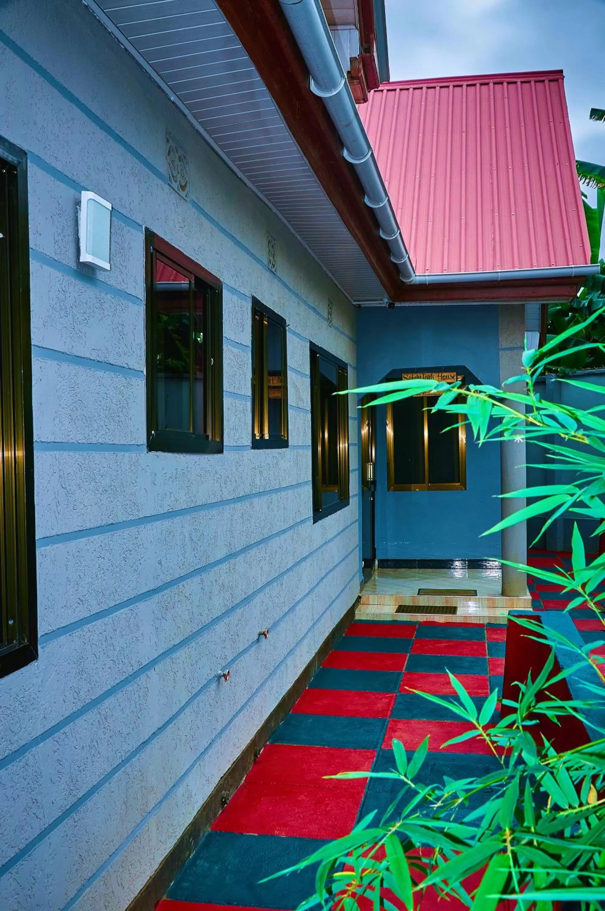 Property building in Safari Park House