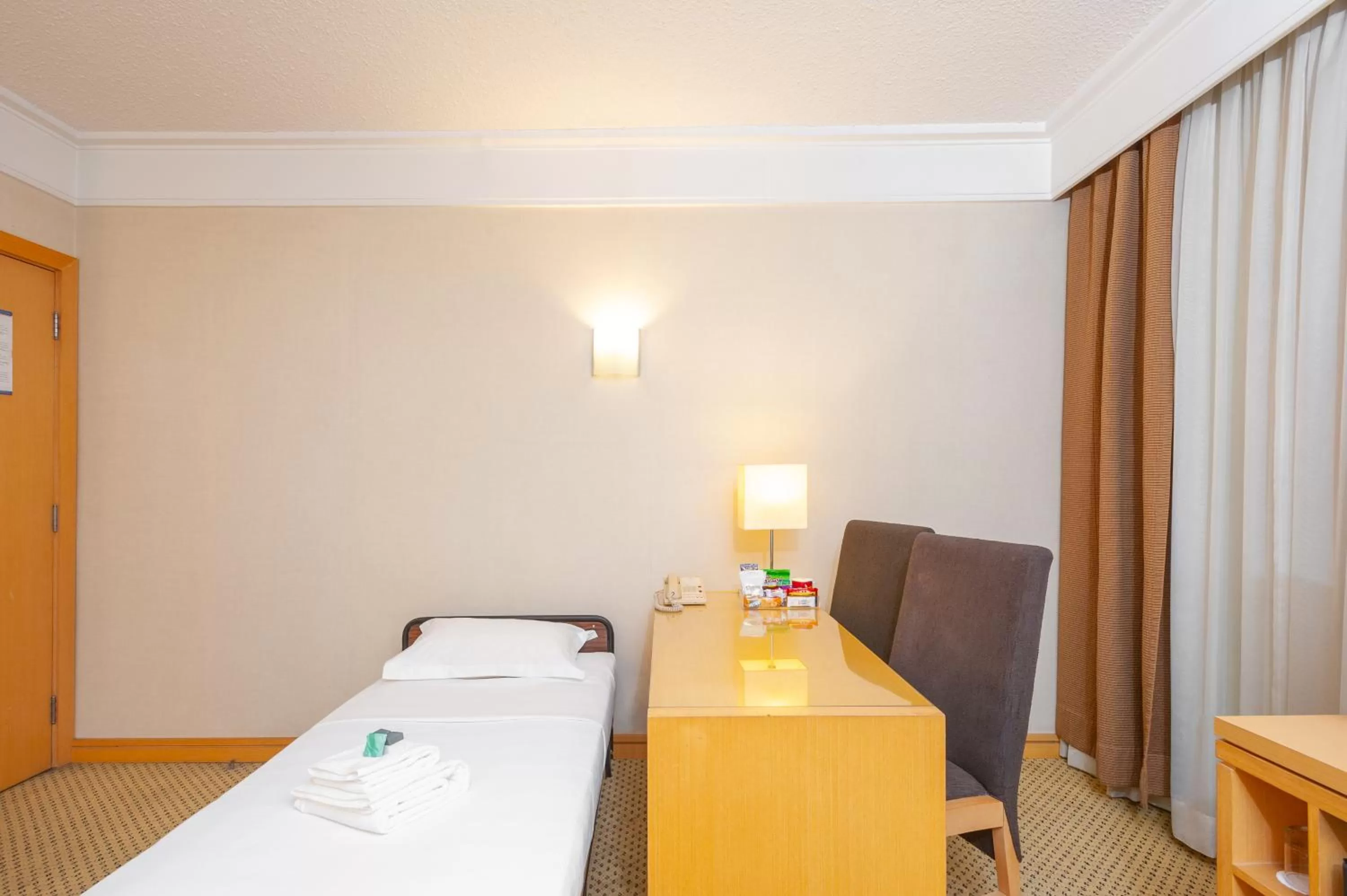 Photo of the whole room, Bed in Slaviero Guarulhos Aeroporto