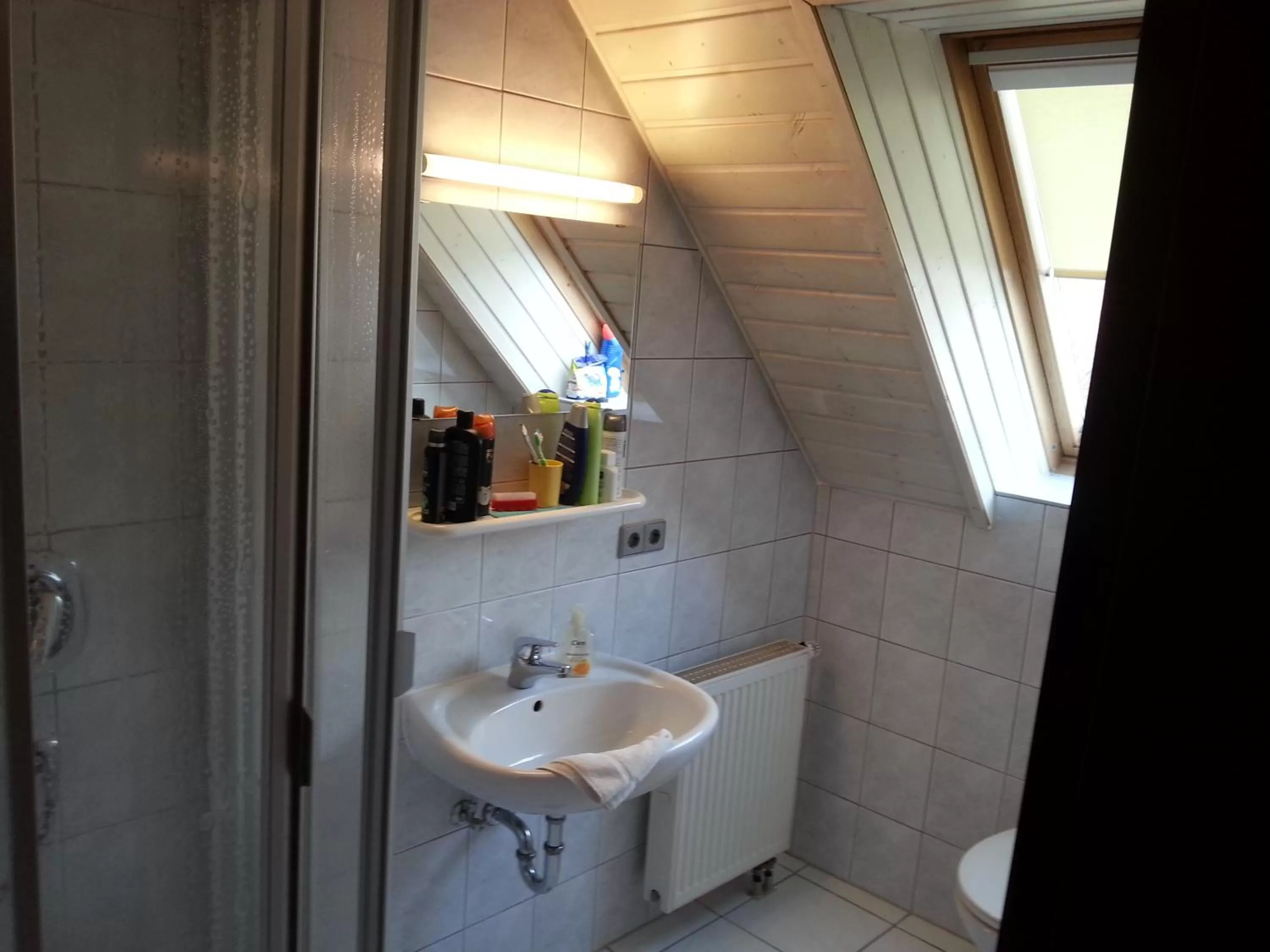 Bathroom in Adler Gaststube Hotel Biergarten