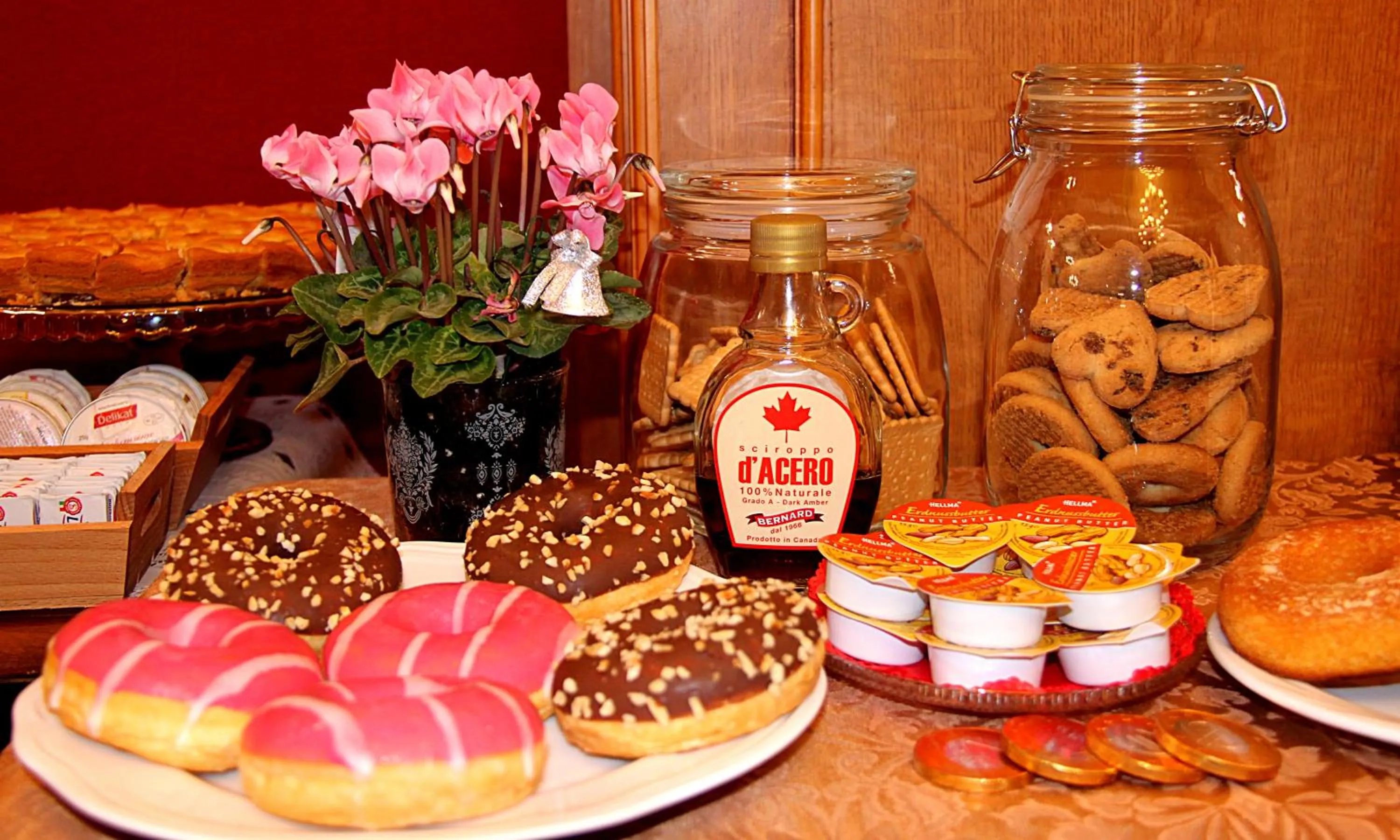 Buffet breakfast in Hotel Città Dei Mille