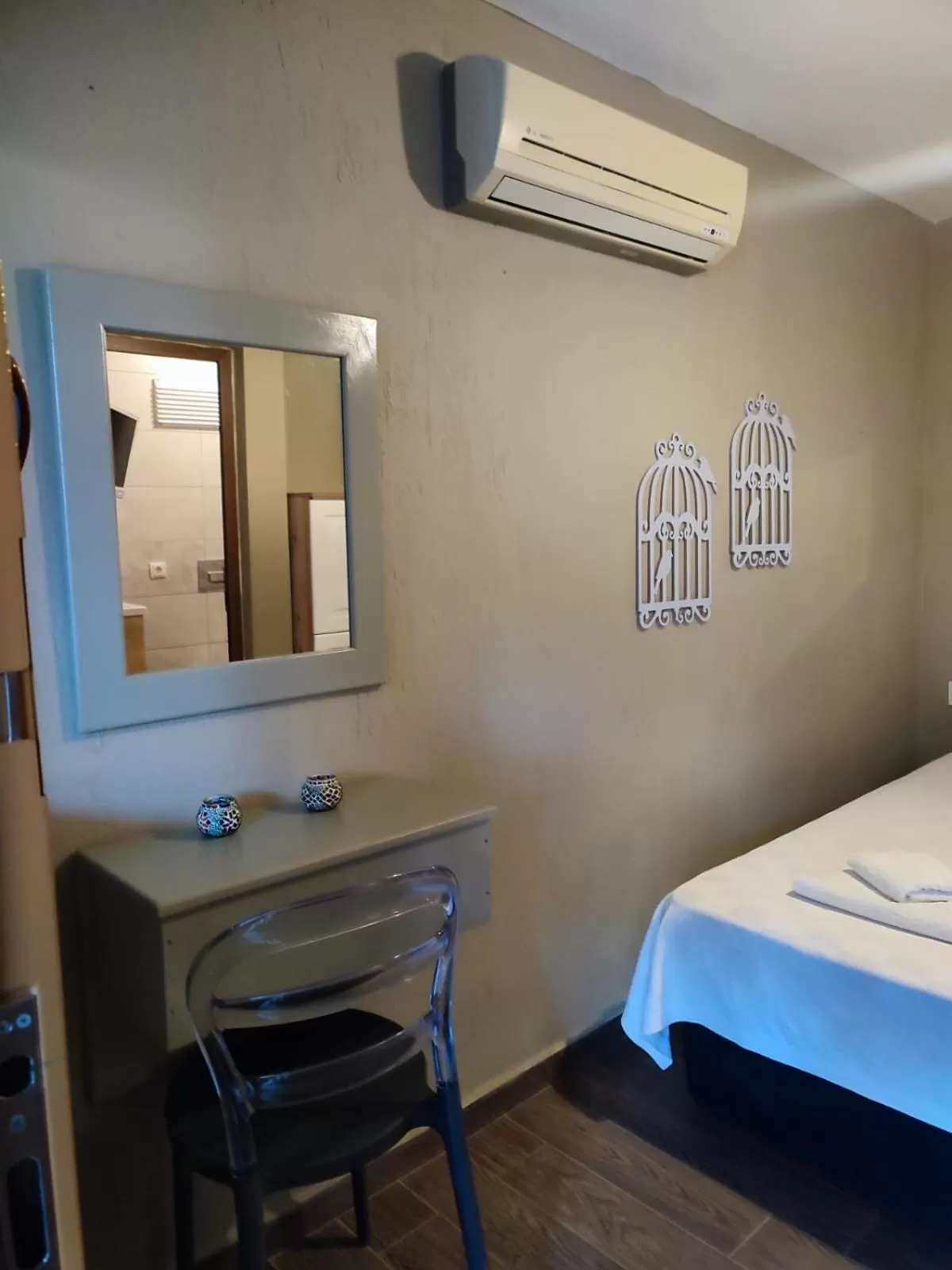 Photo of the whole room, Bed in Balim Sultany