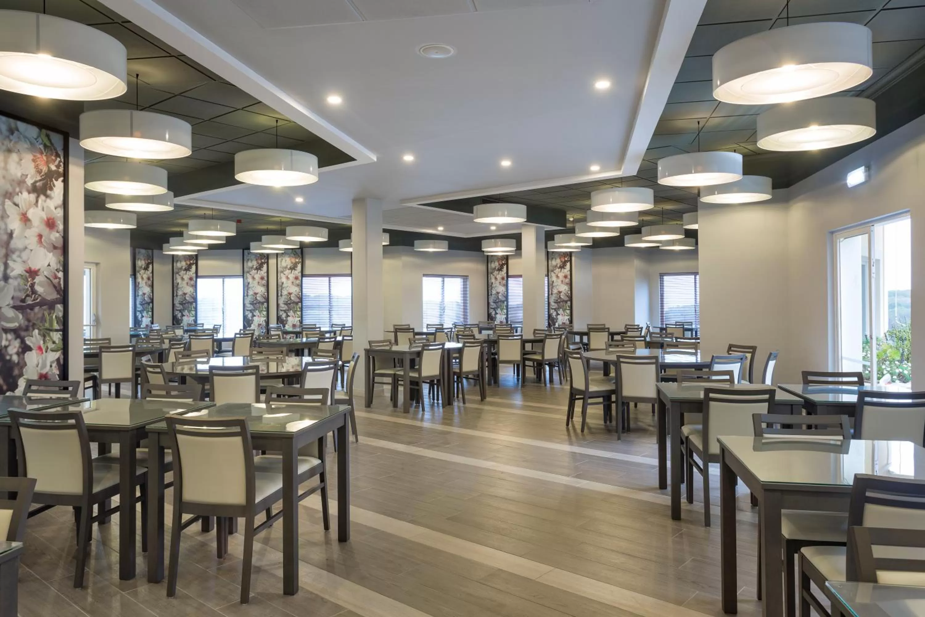 Restaurant/places to eat in AP Adriana Beach Resort