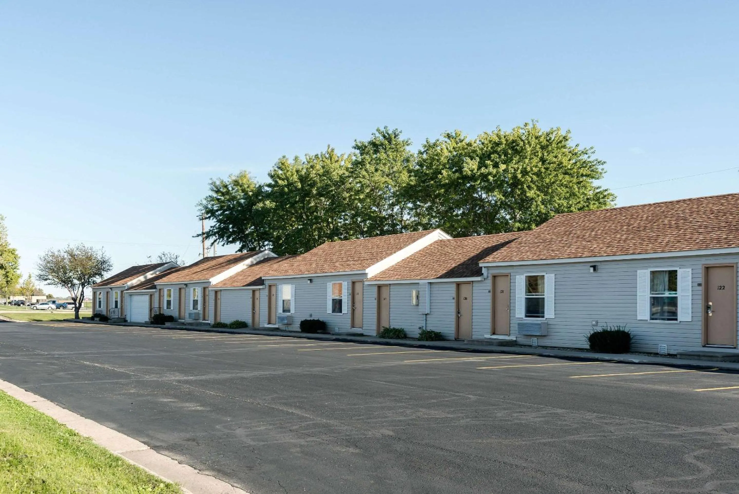 Rodeway Inn & Suites