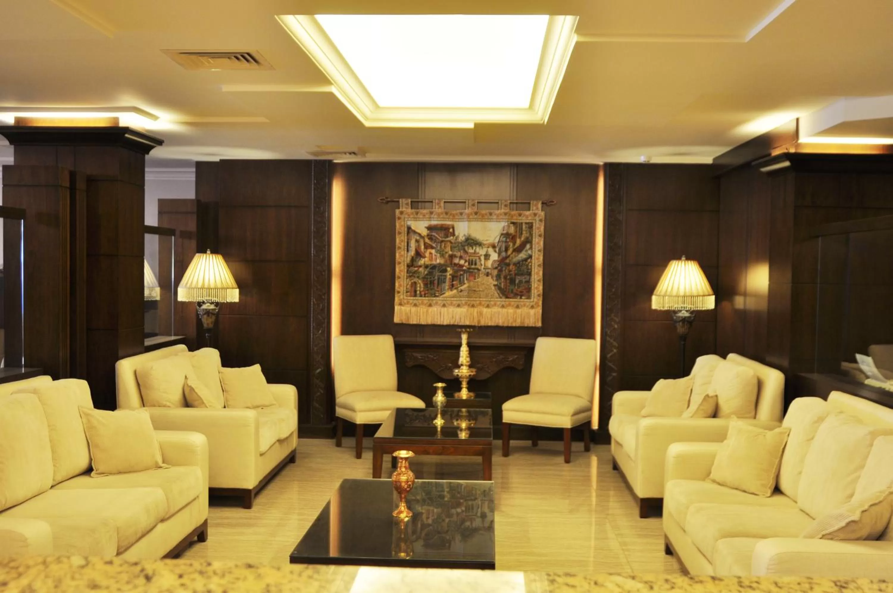 Lobby or reception, Seating Area in Al Zaitouna Hotel