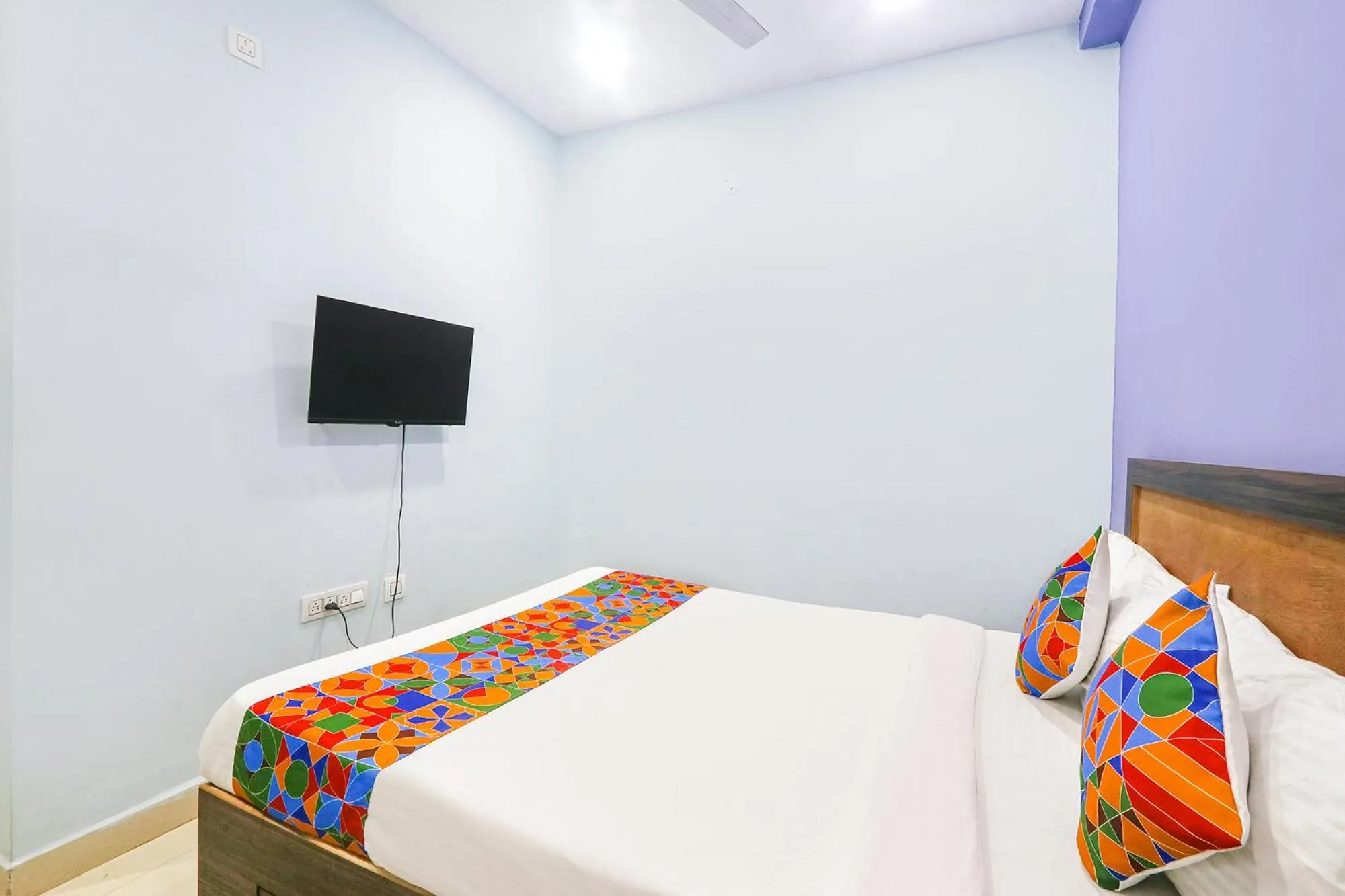 Bed in OYO Flagship Hotel Night Eye Nanakramguda