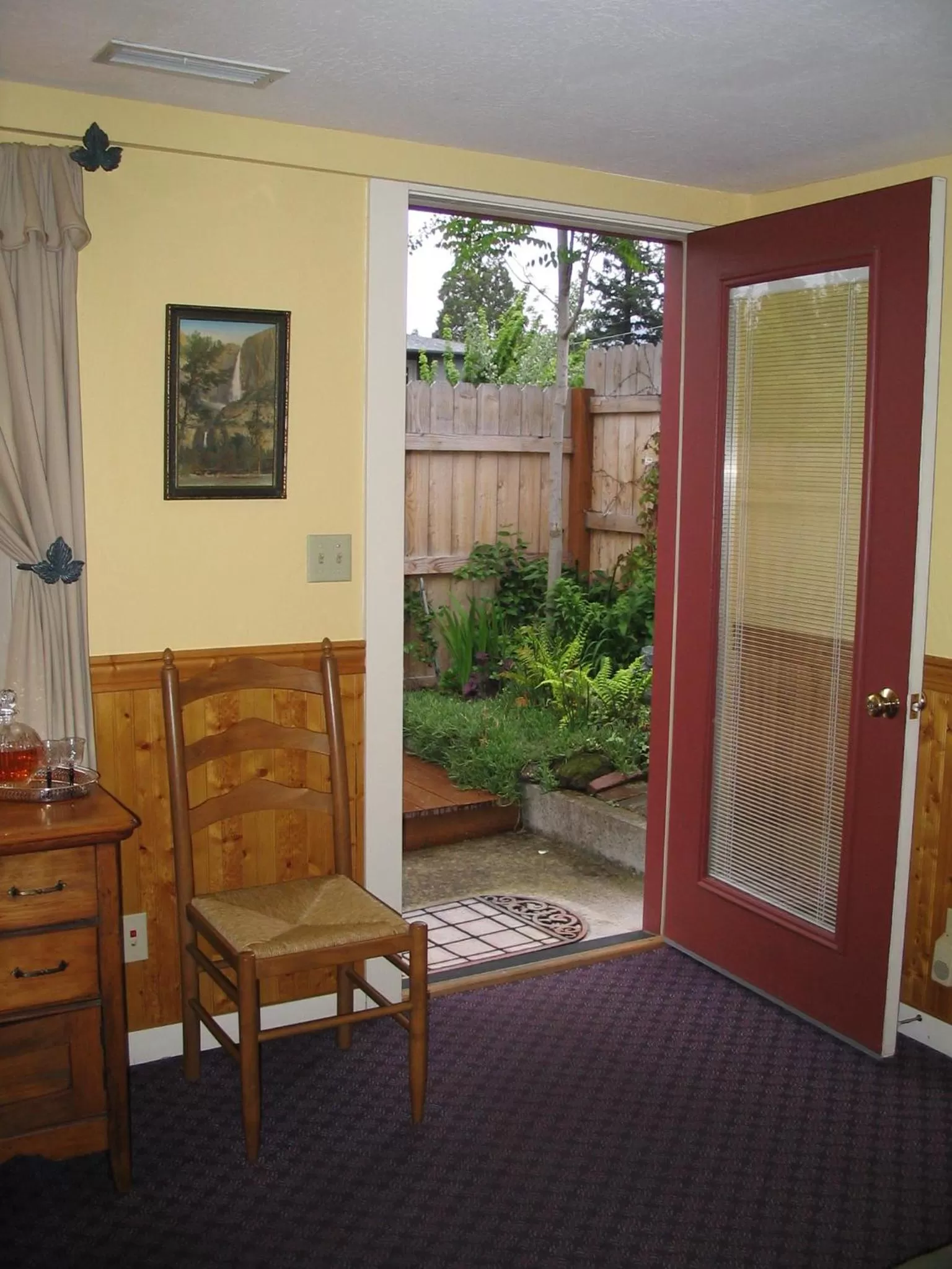 Day in Arden Forest Inn