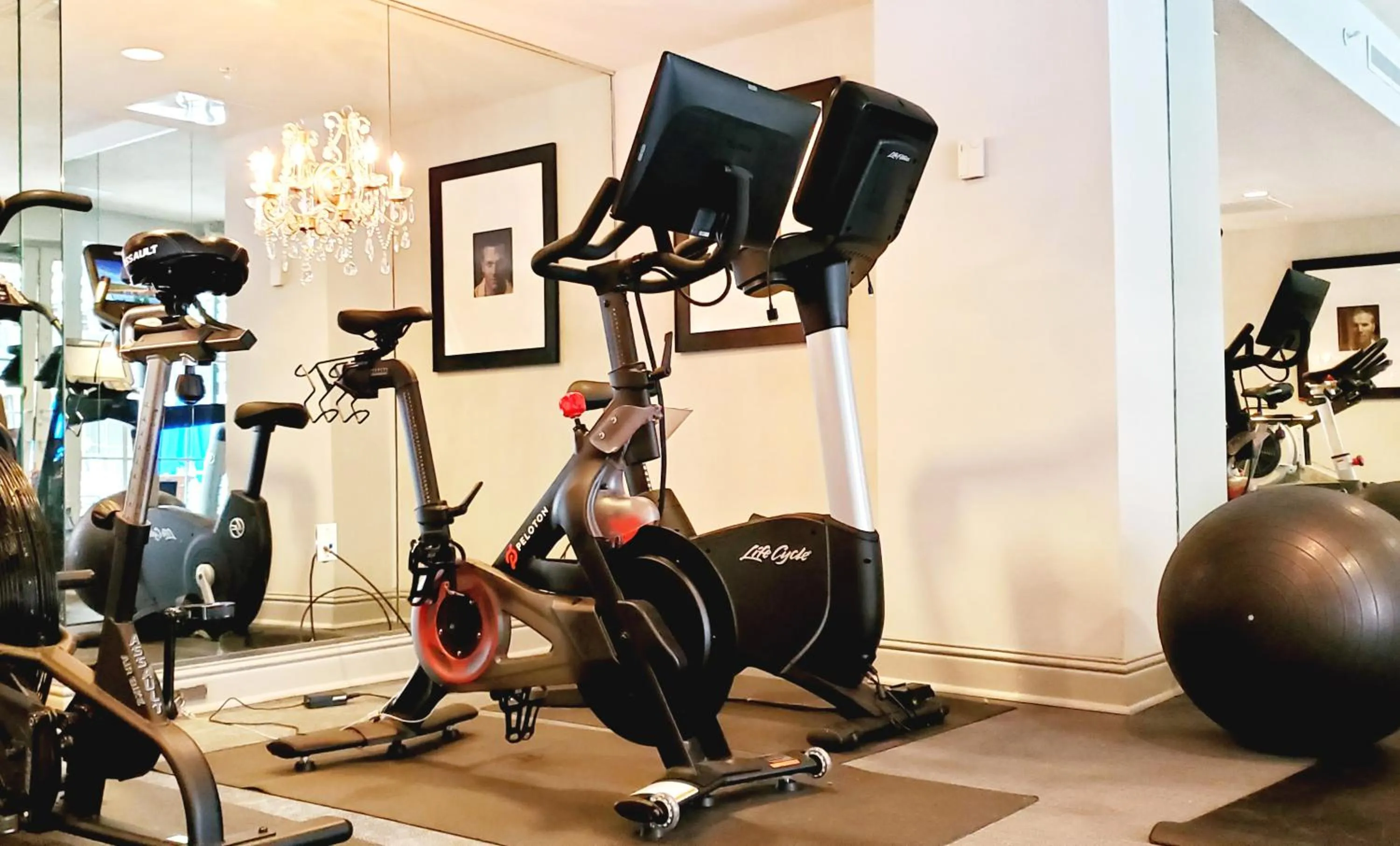 Fitness centre/facilities in Hotel ZaZa Austin