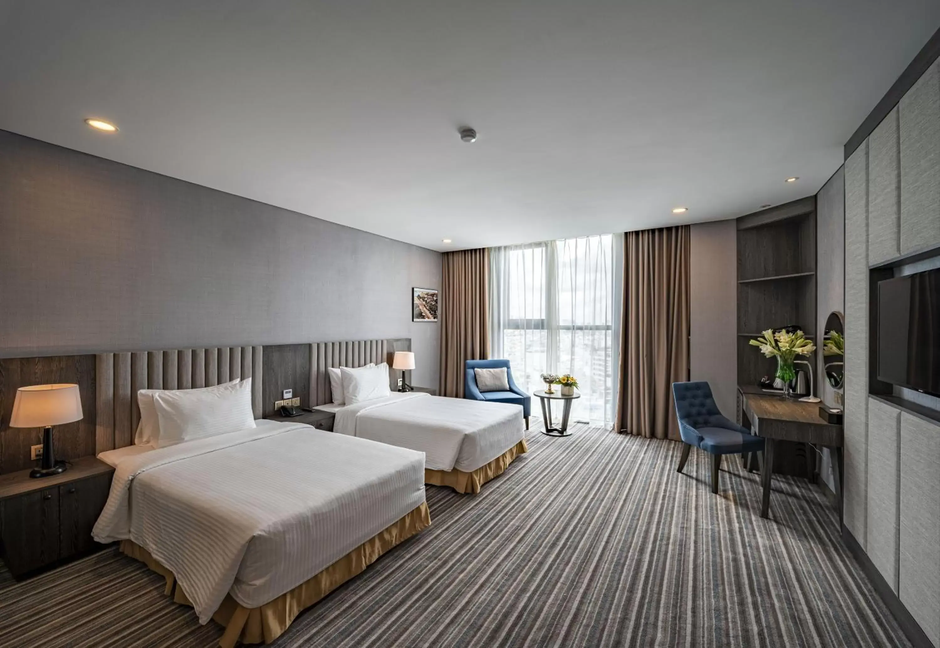 Deluxe Twin Room with City View in Muong Thanh Luxury Saigon Hotel Deluxe Twin Room with City View in Muong Thanh Luxury Saigon Hotel