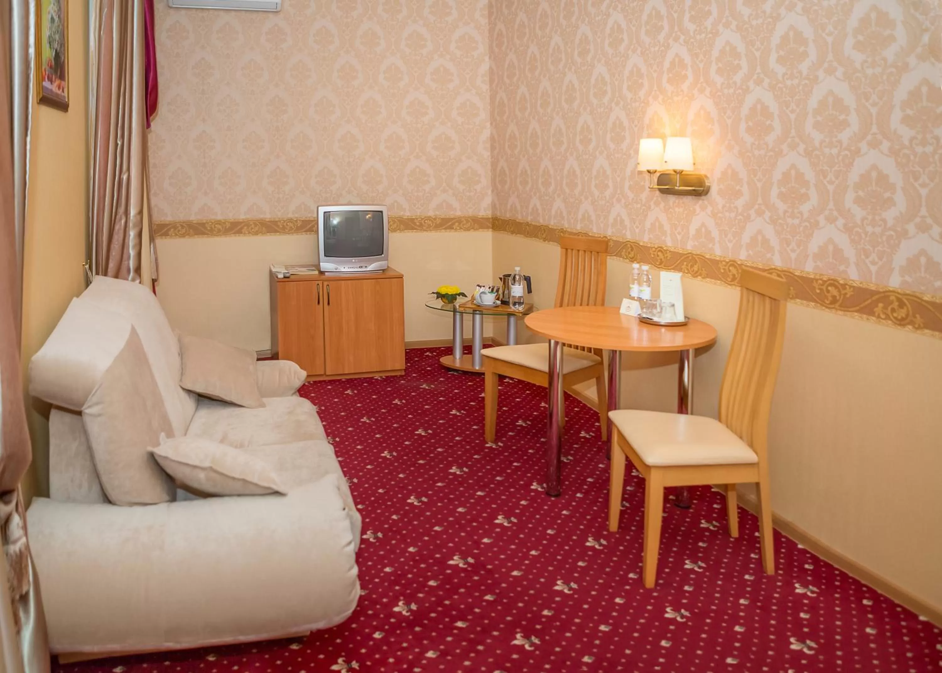 Seating Area in Lermontovskiy Hotel
