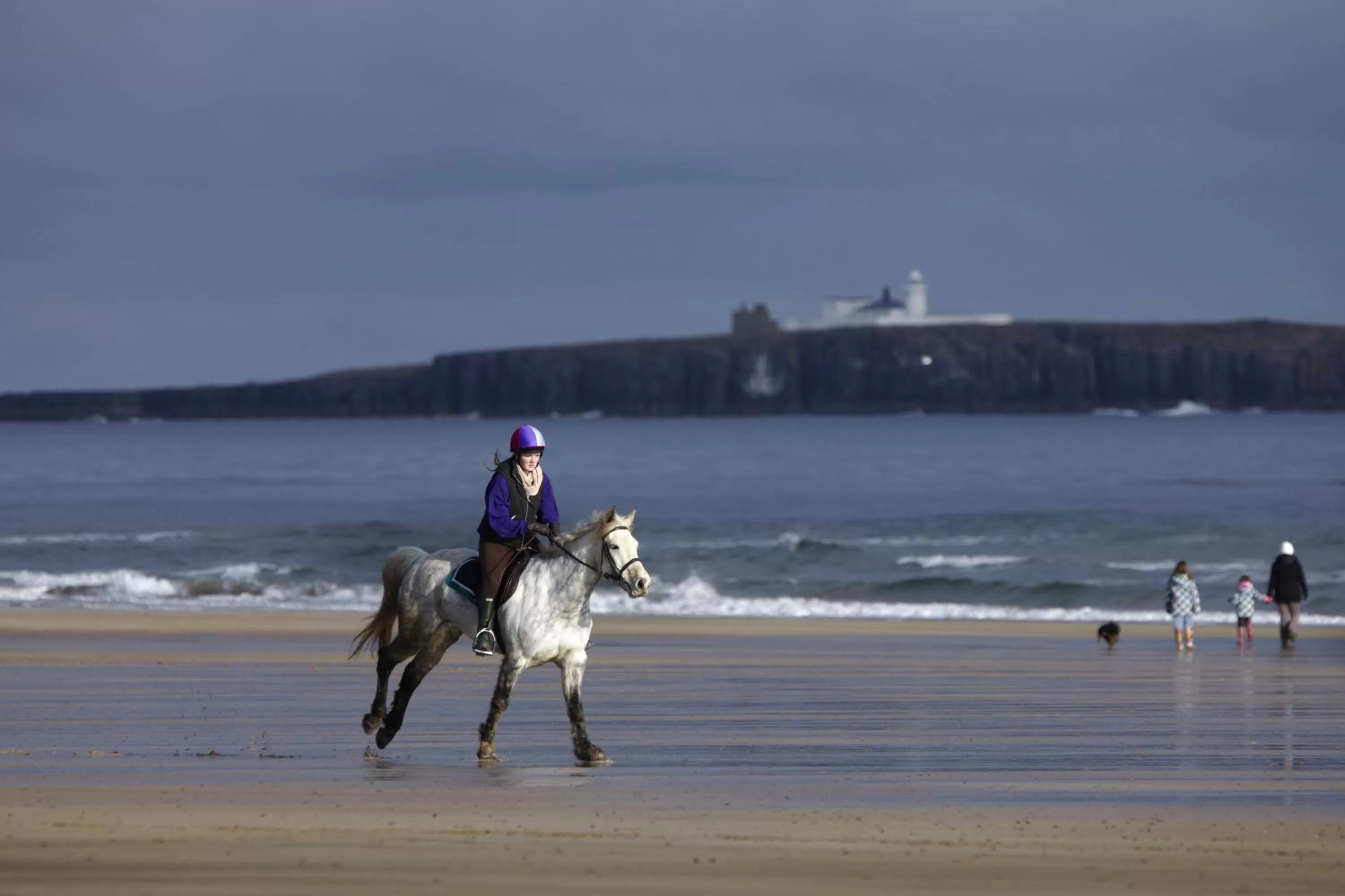 Beach in Links Lets Room Only