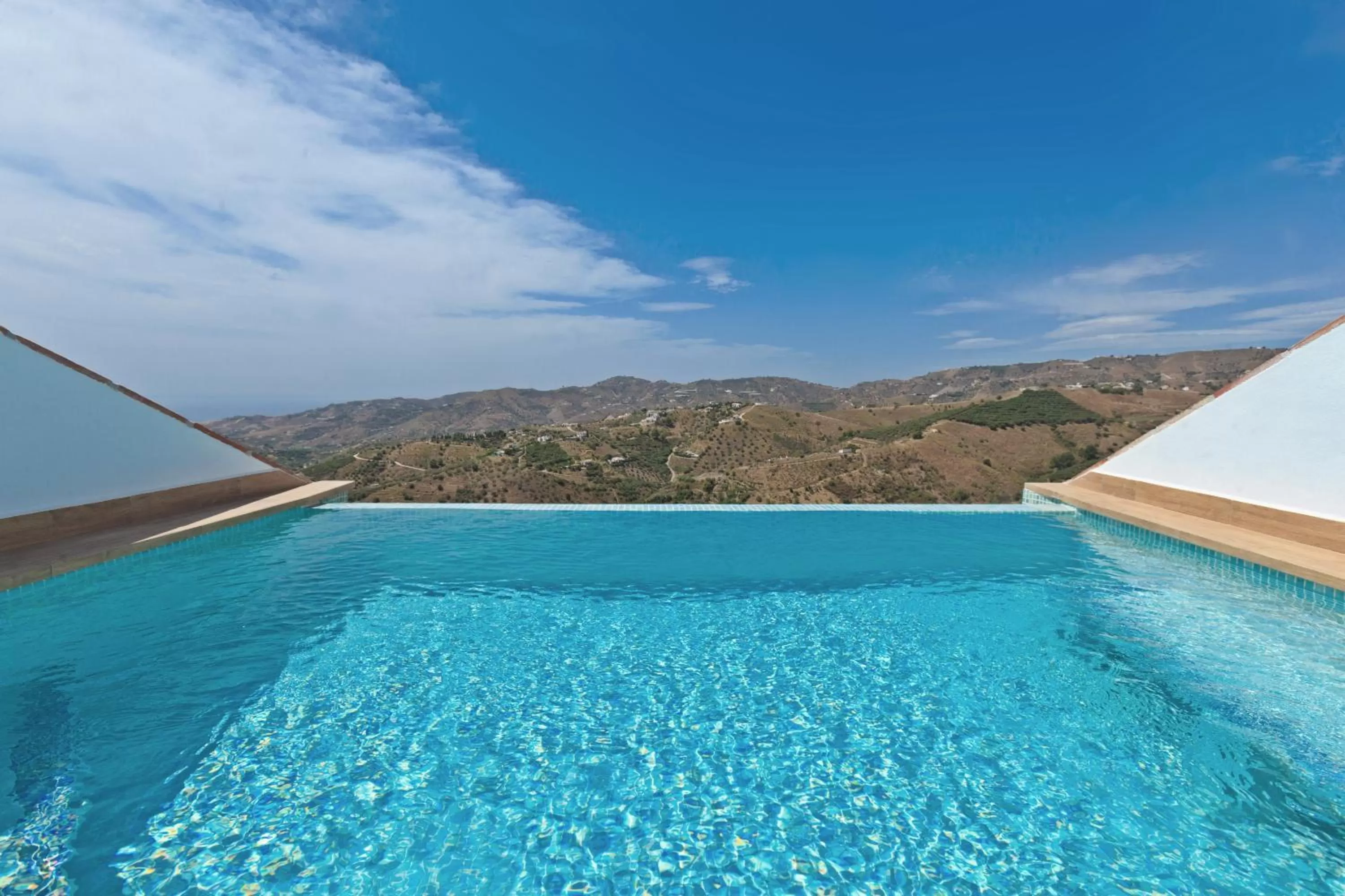 Swimming pool in EL TORREON 109 CHARMING B&B - Recomendado Adultos