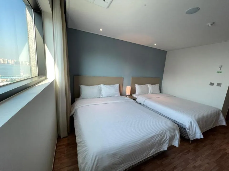 Bedroom, Bed in Sea Moon Tourist Hotel