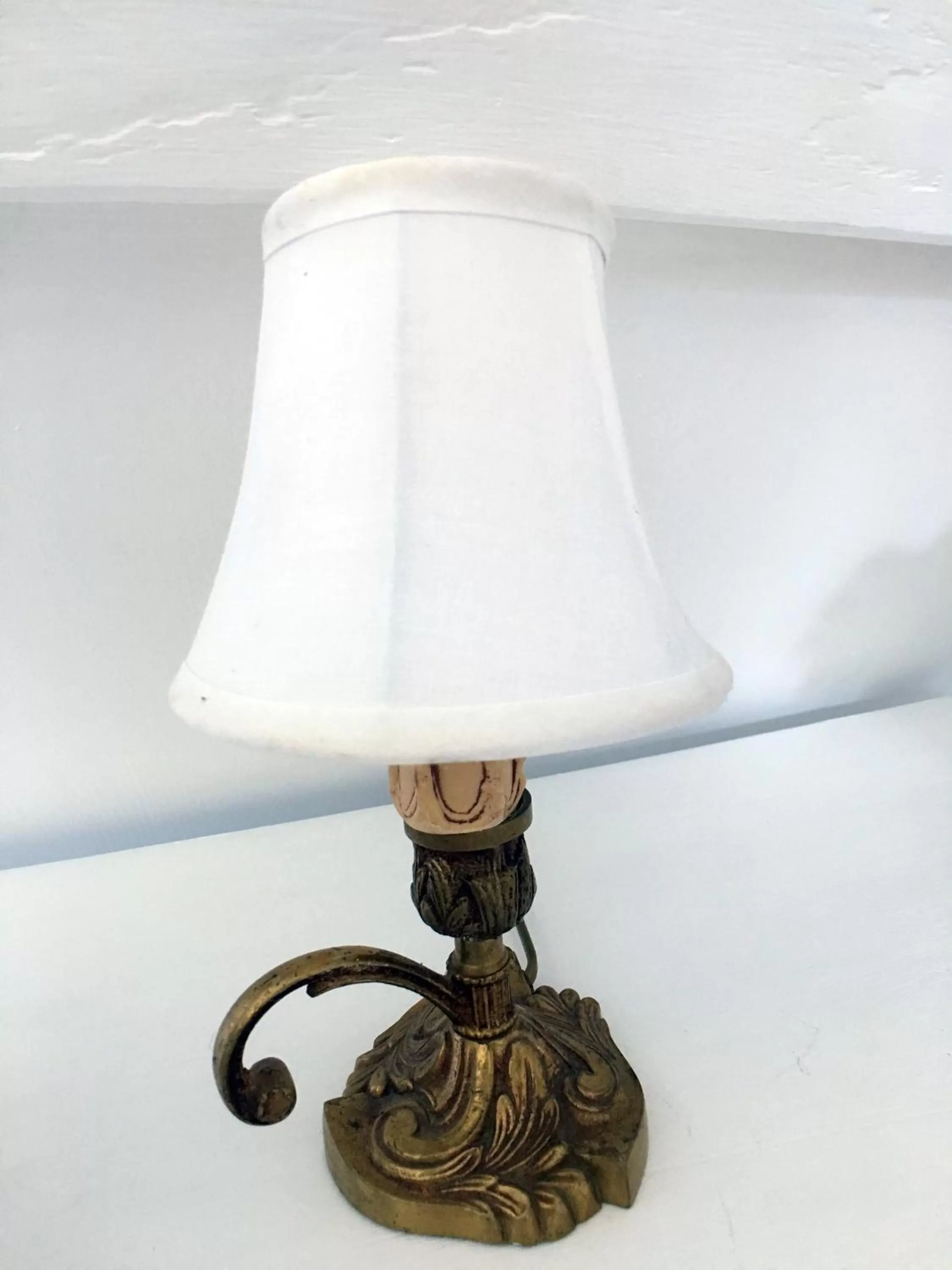 Decorative detail in La Romance et la Romanesque