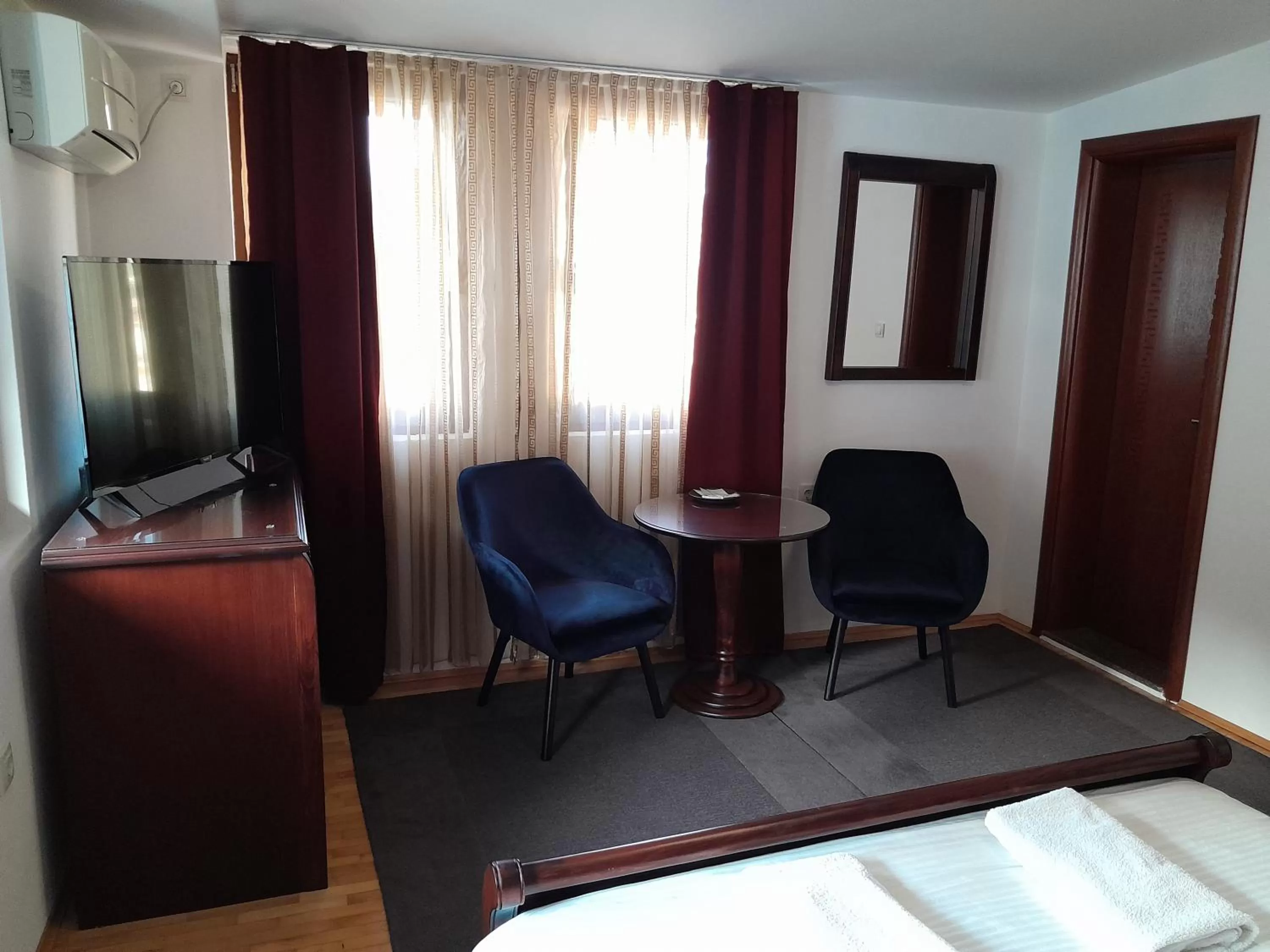 Comfort Double Room with City View in Villa Bella