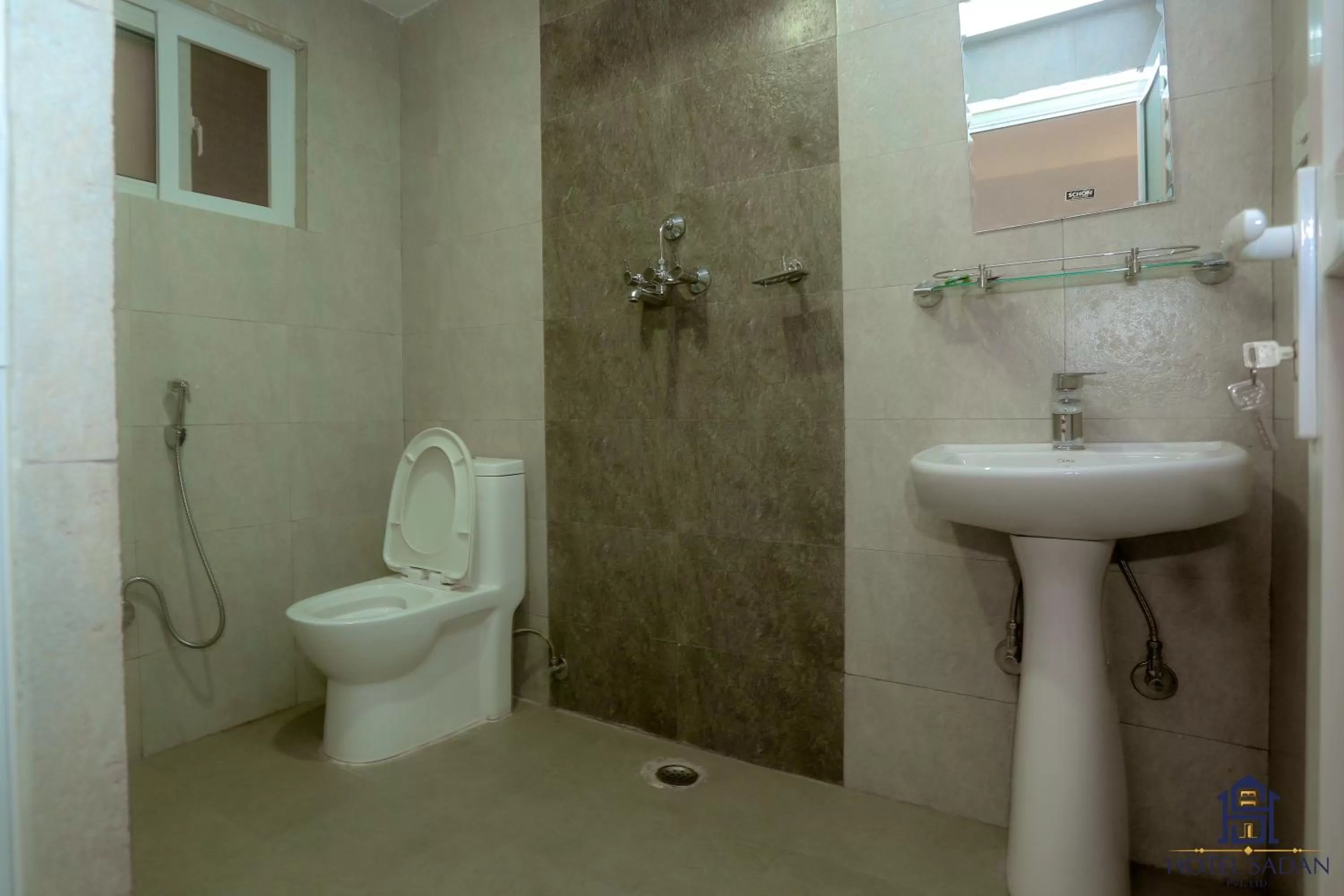 Bathroom in Hotel Sadan