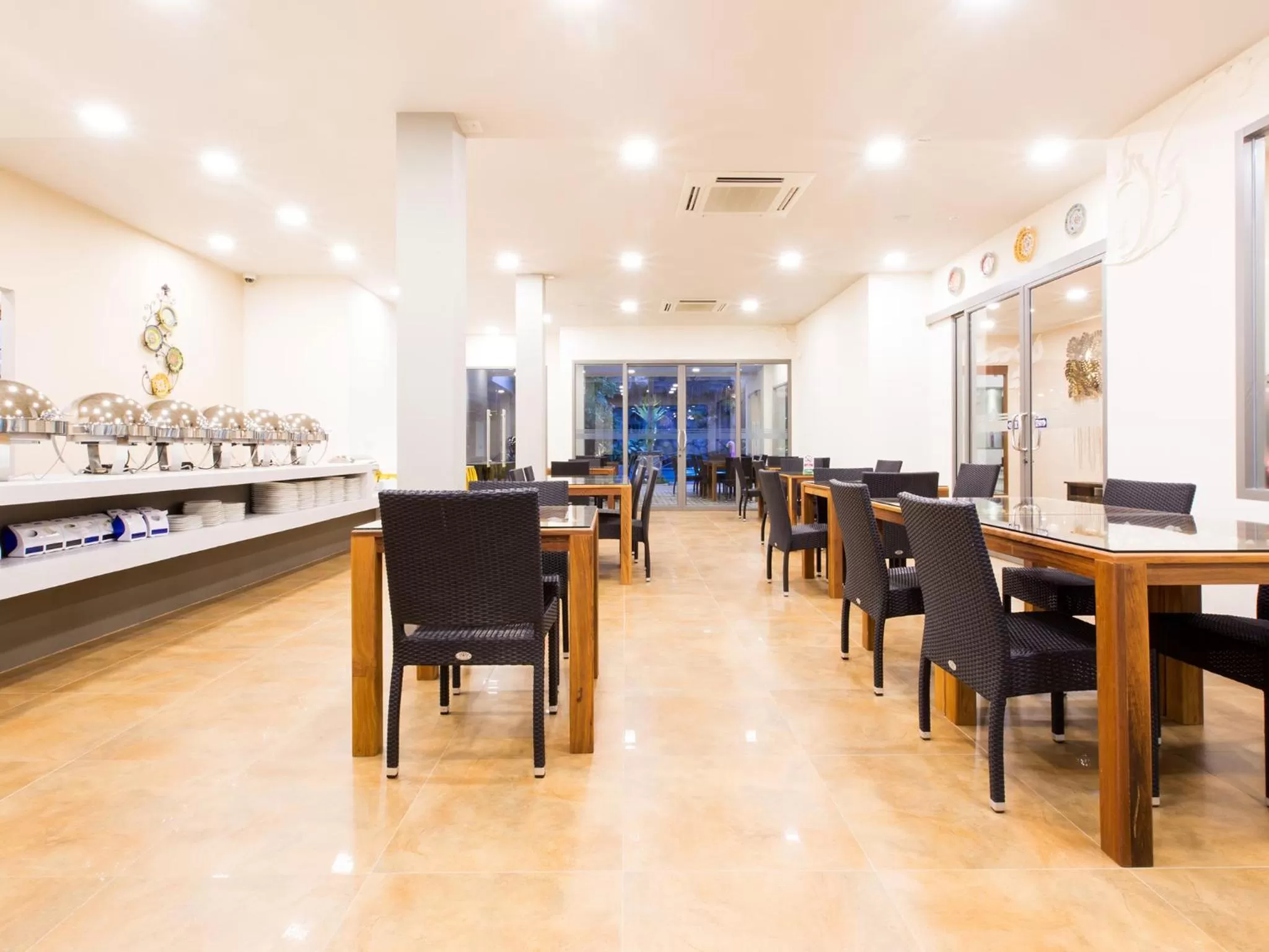 Restaurant/places to eat in The Agate Pattaya Boutique Resort