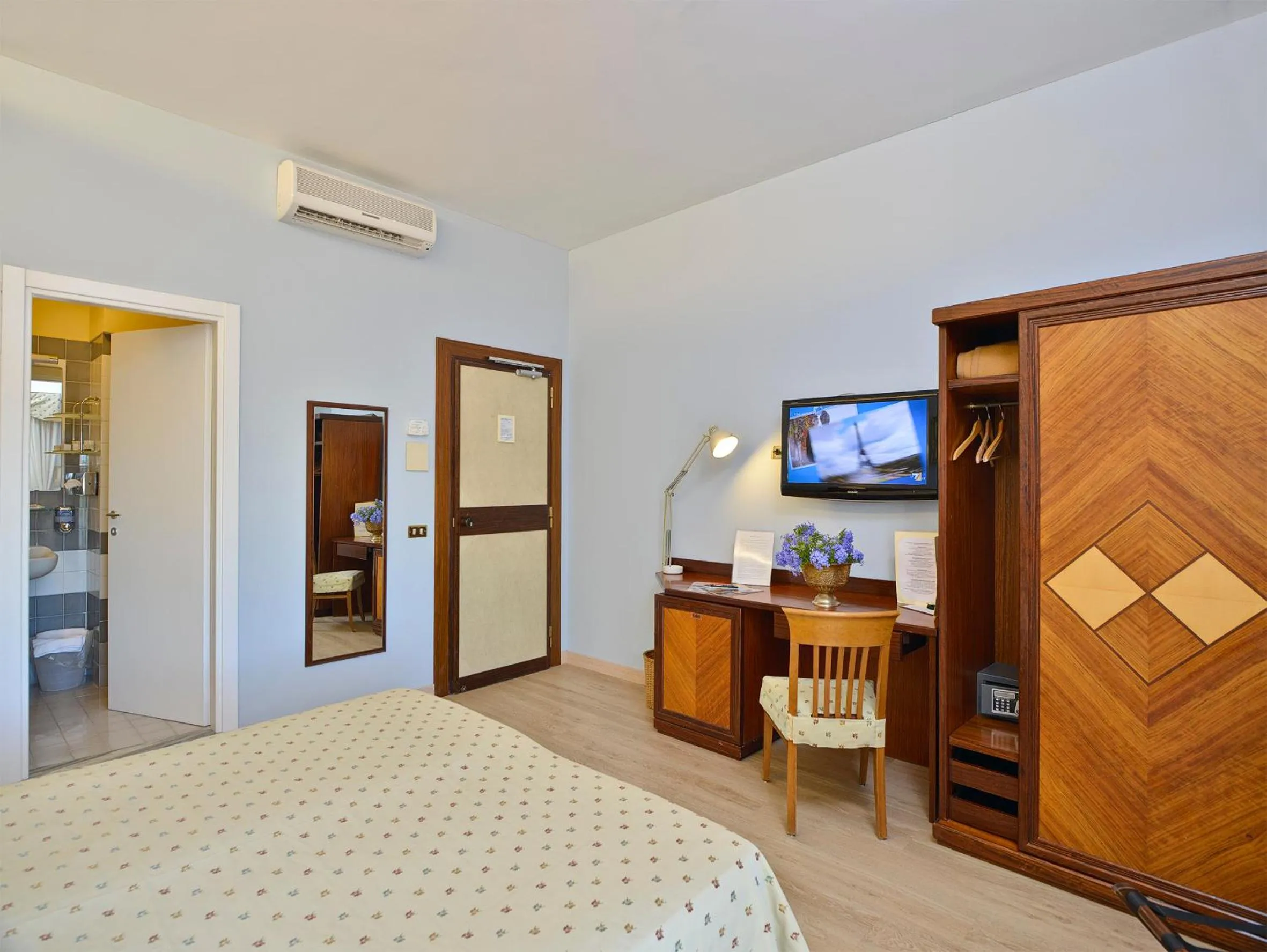 Bedroom, Bed in Hotel Cacciani