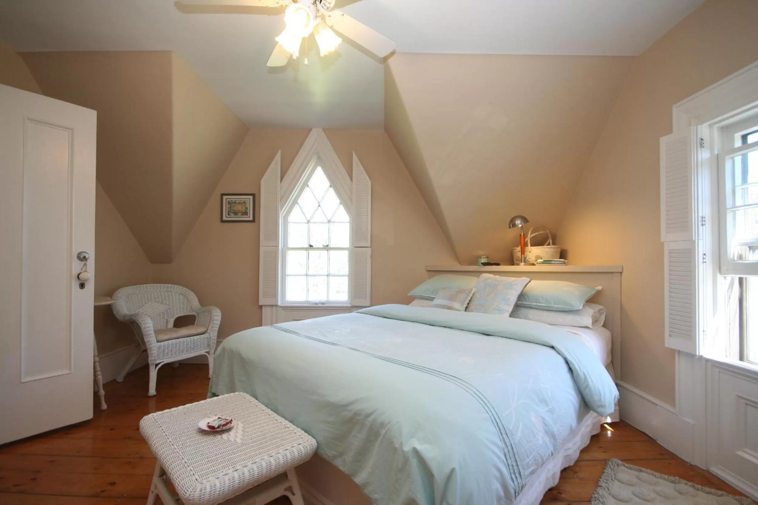 Bedroom, Bed in Fisherman's Daughter B&B