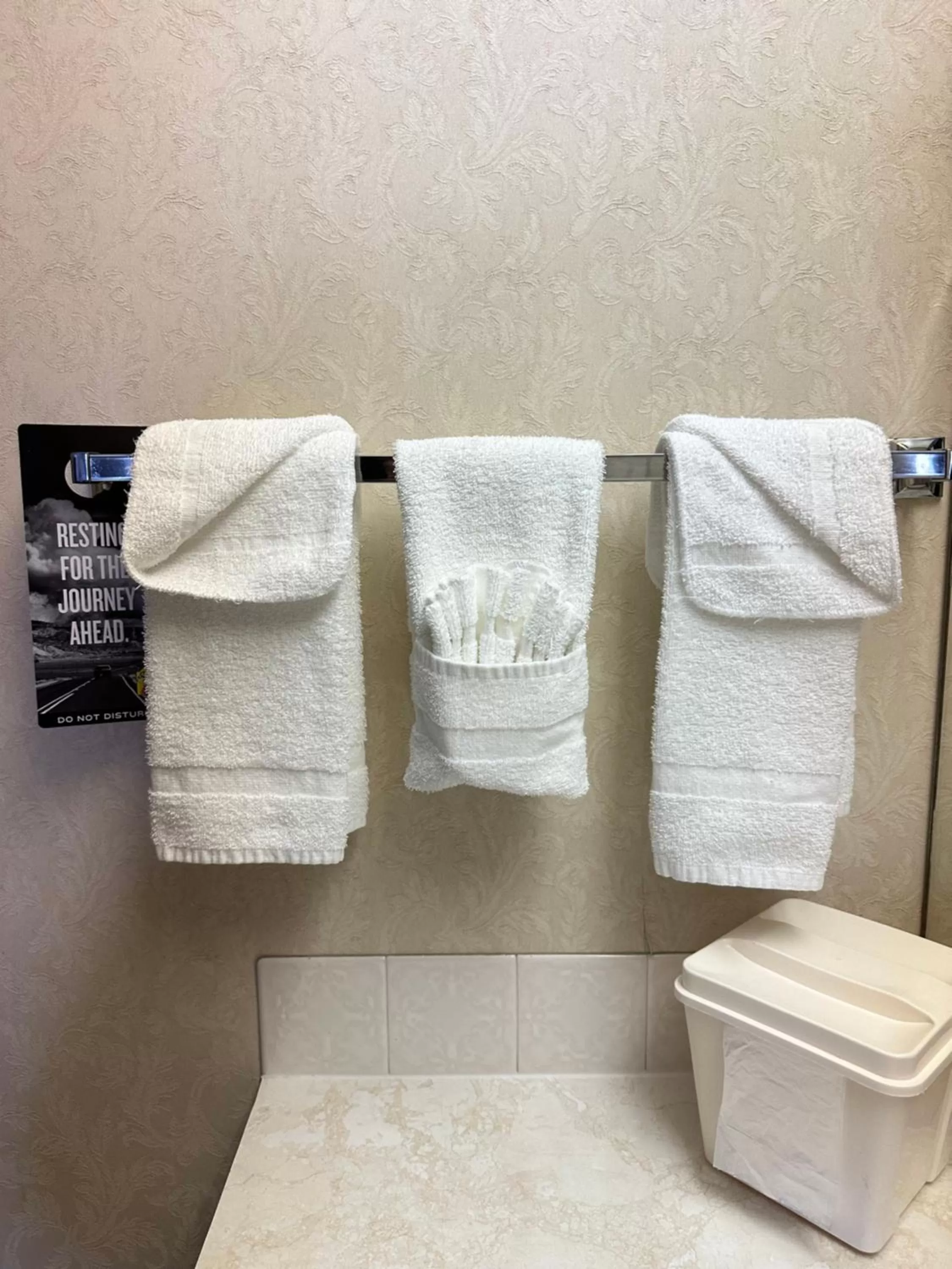 Super 8 by Wyndham Lethbridge