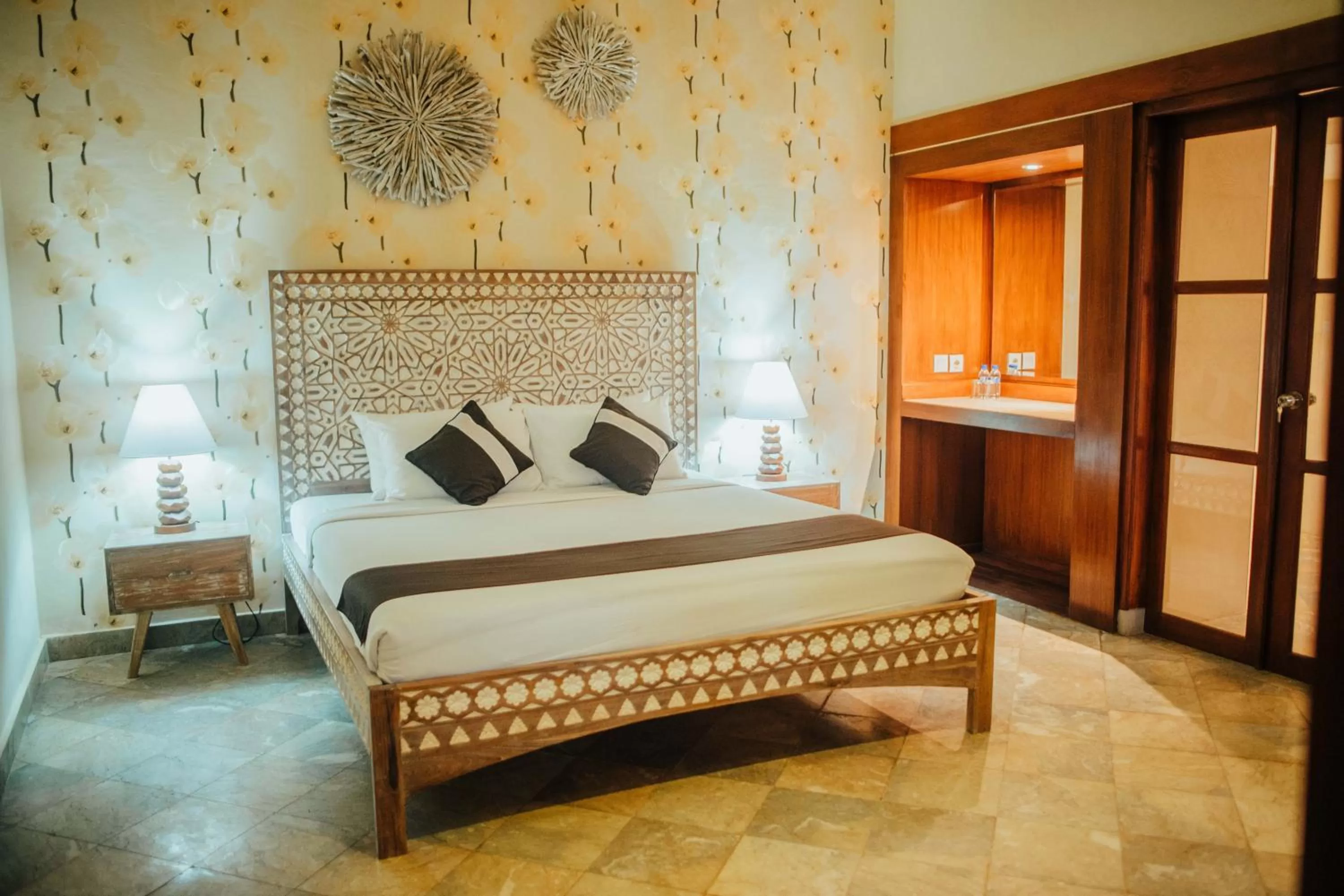 Bedroom, Bed in New Sunari Lovina Beach Resort