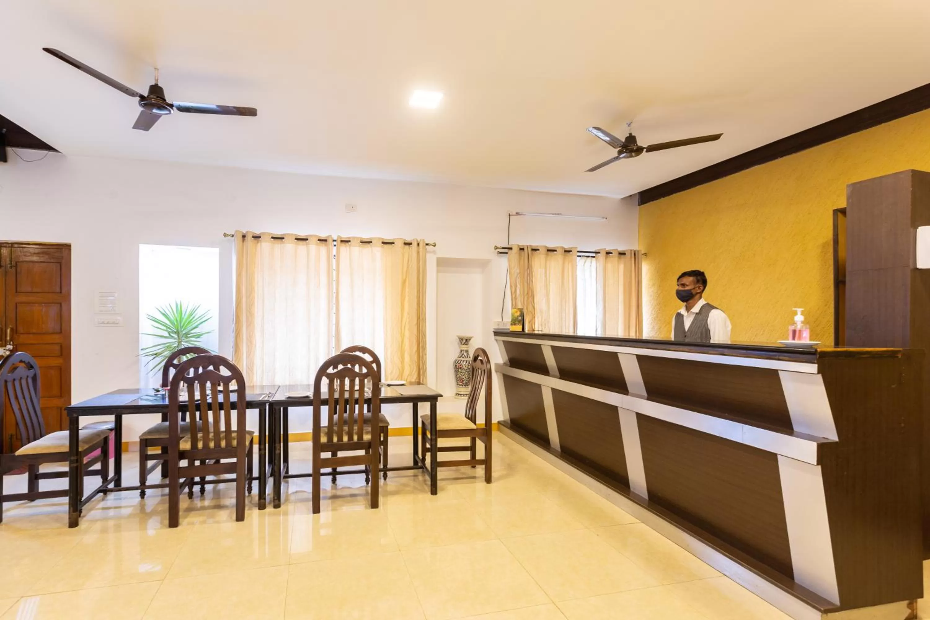 KSTDC Hotel Mayura Velapuri Belur