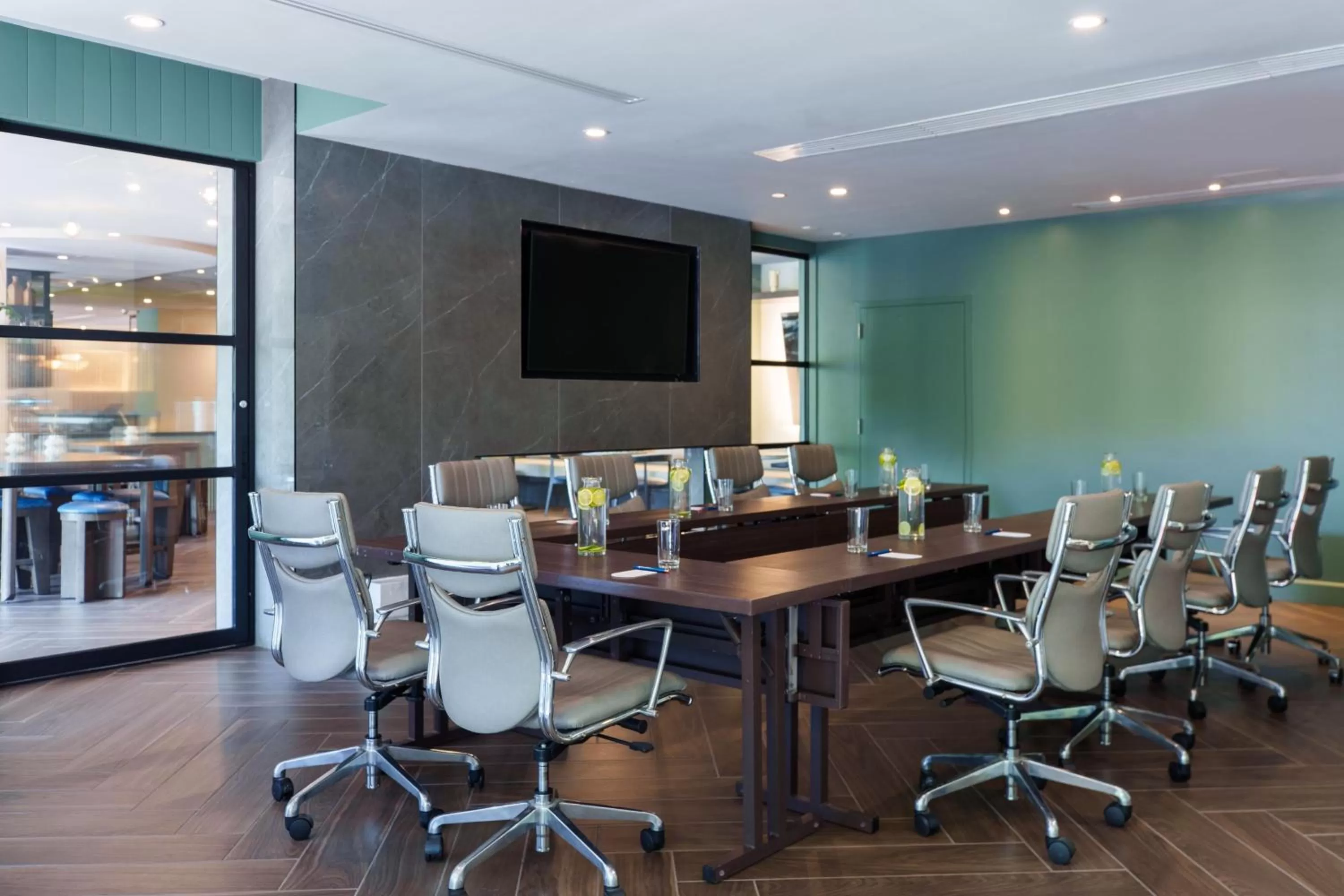 Meeting/conference room in The Ven at Embassy Row, Washington, D.C., a Tribute Portfolio Hotel