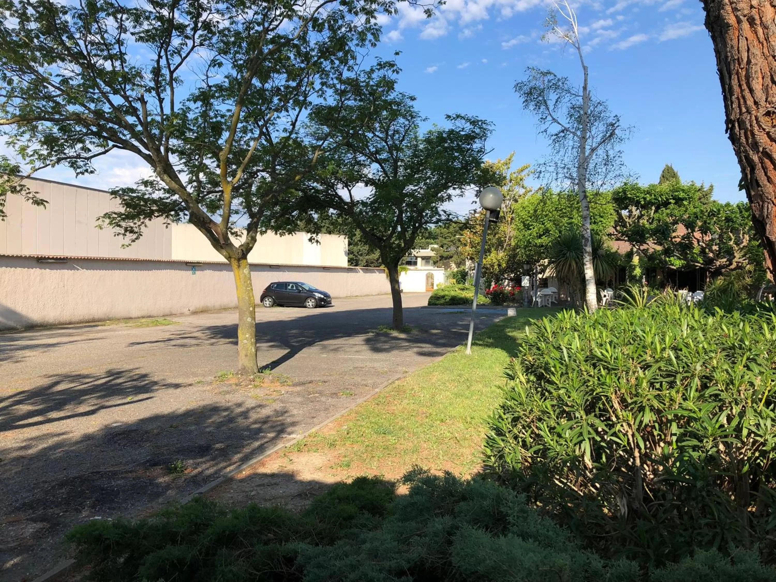 Parking in Hotel Cristol