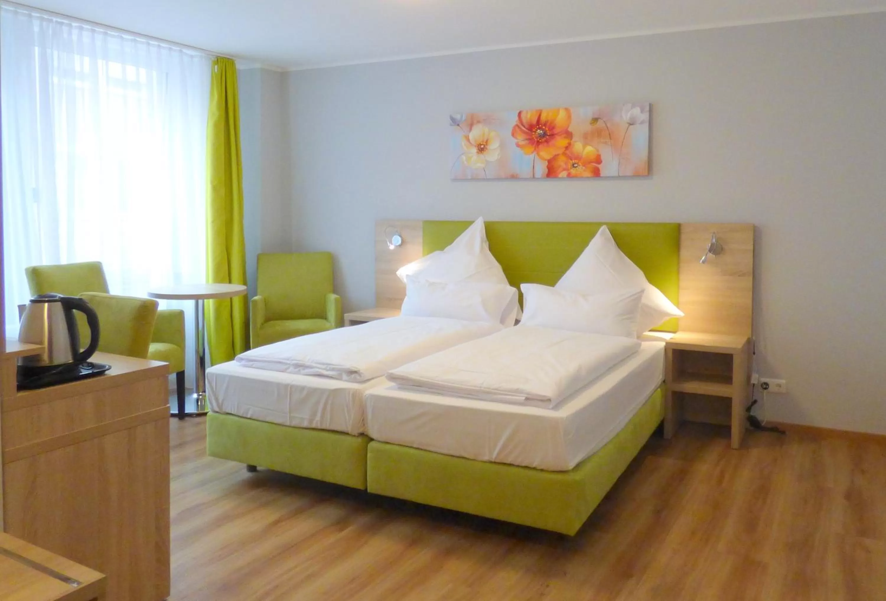 Bedroom, Bed in Minx – CityHotels