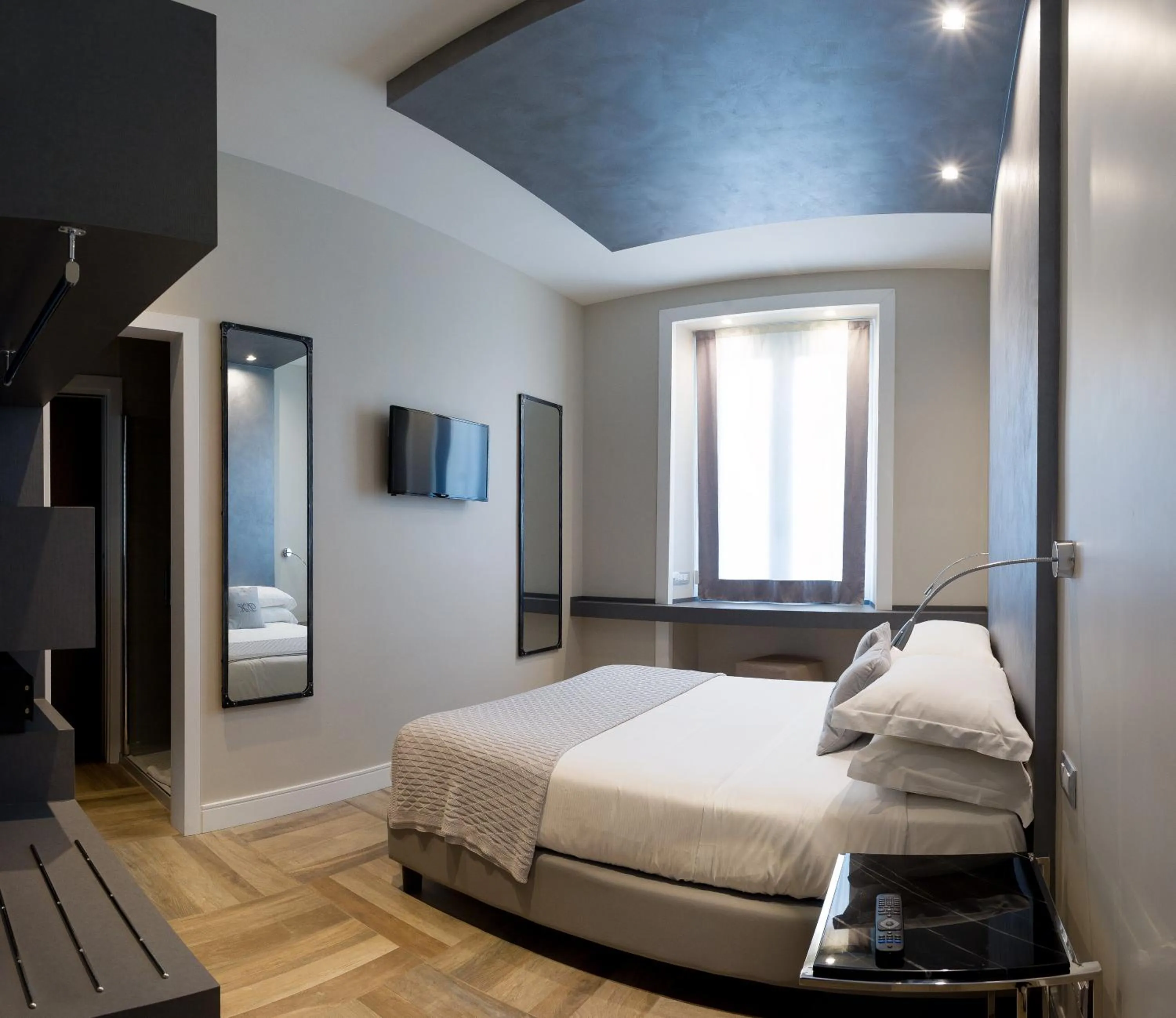 Day, Bed in Deseo Home