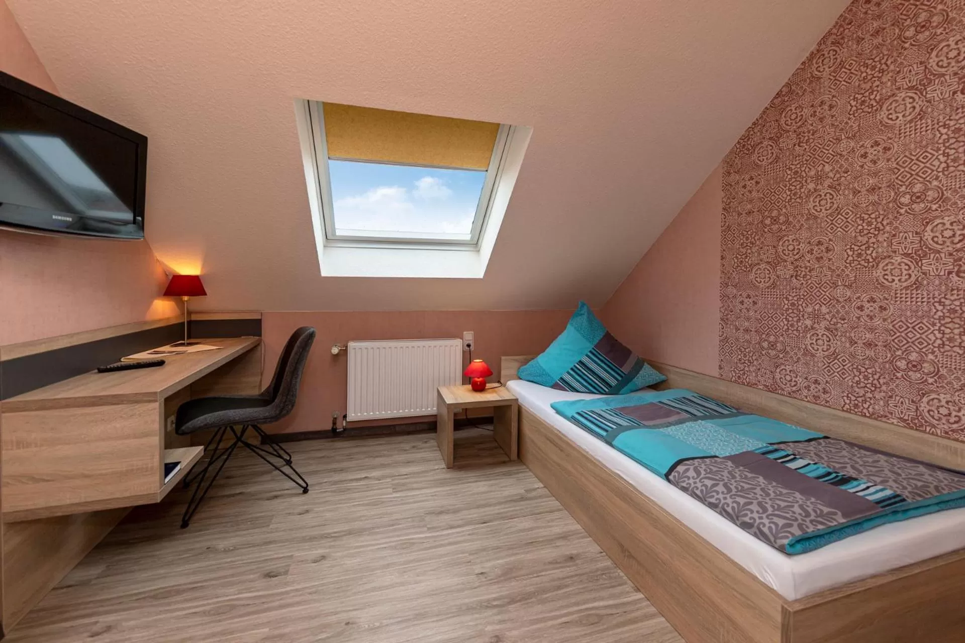 Bed in Gasthof zum Siegburger