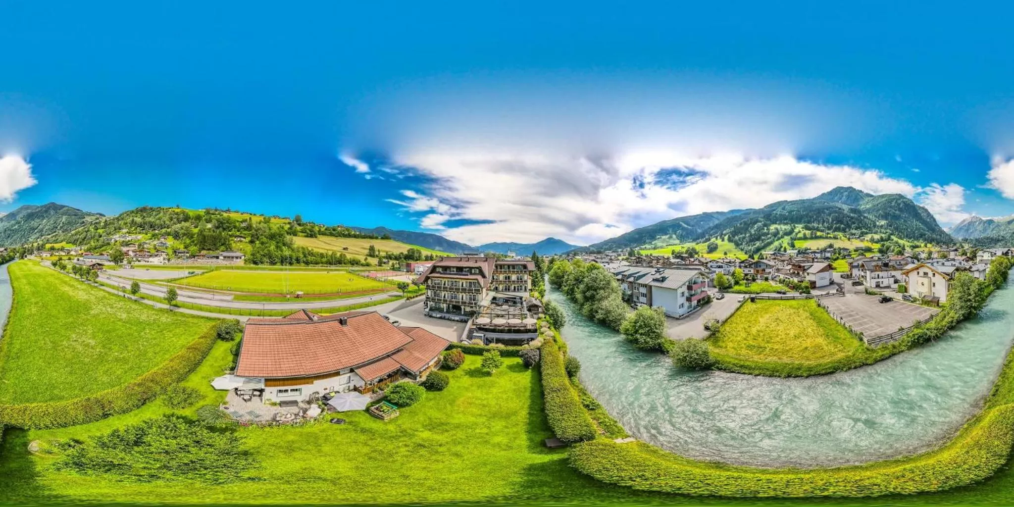 Property building in Hotel Kaprunerhof
