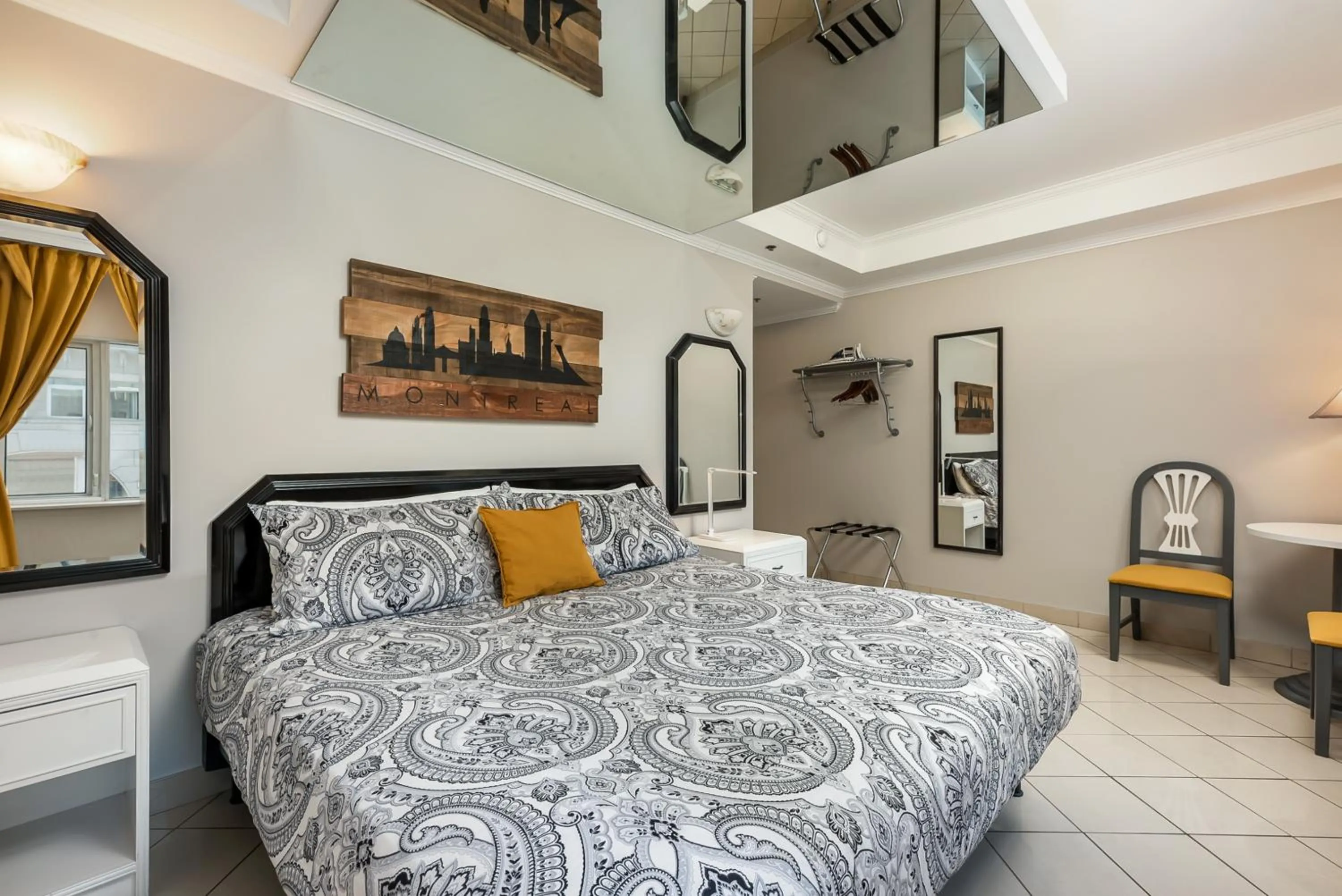 Bed in Samesun Montreal Hotel & Hostel