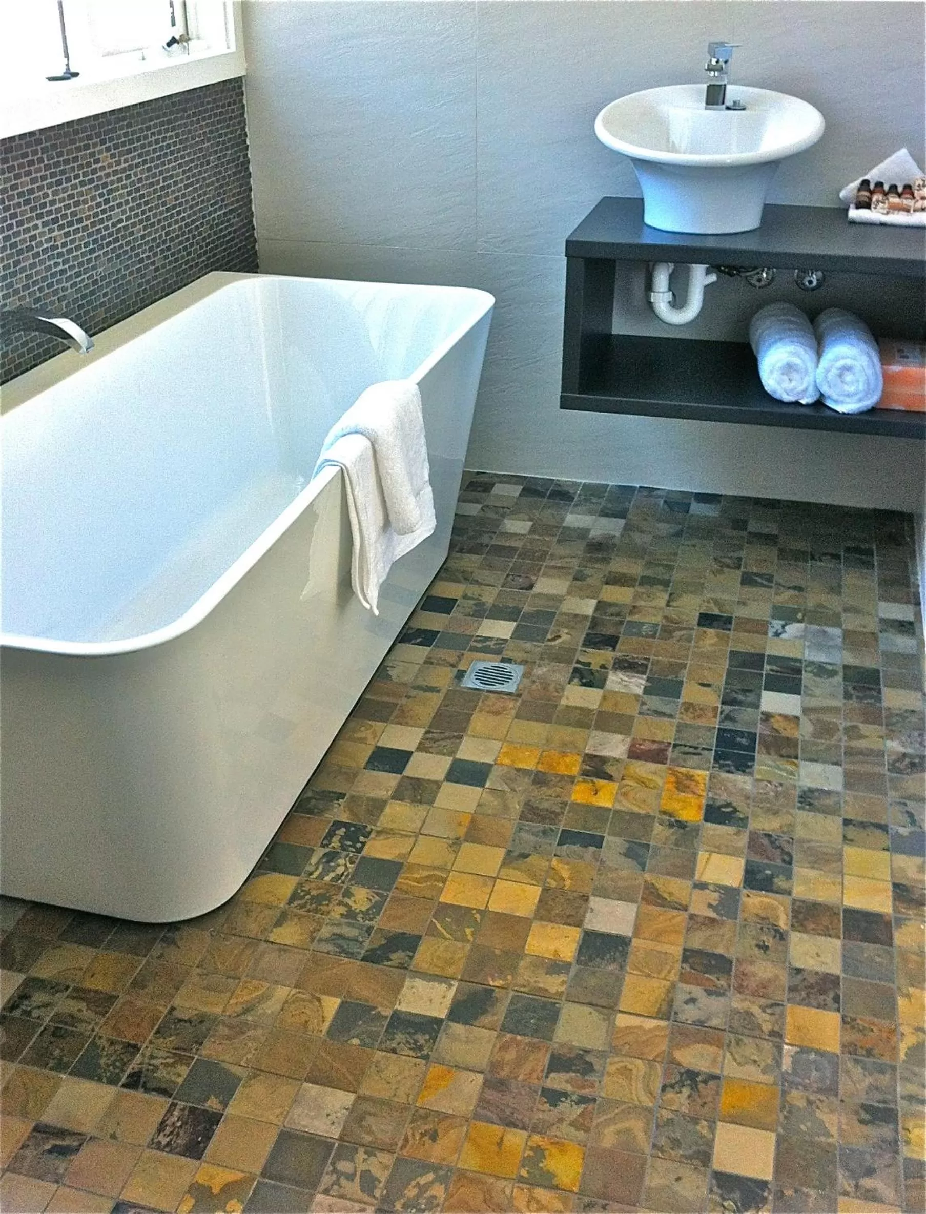 Shower, Bathroom in Sea Salt Bnb