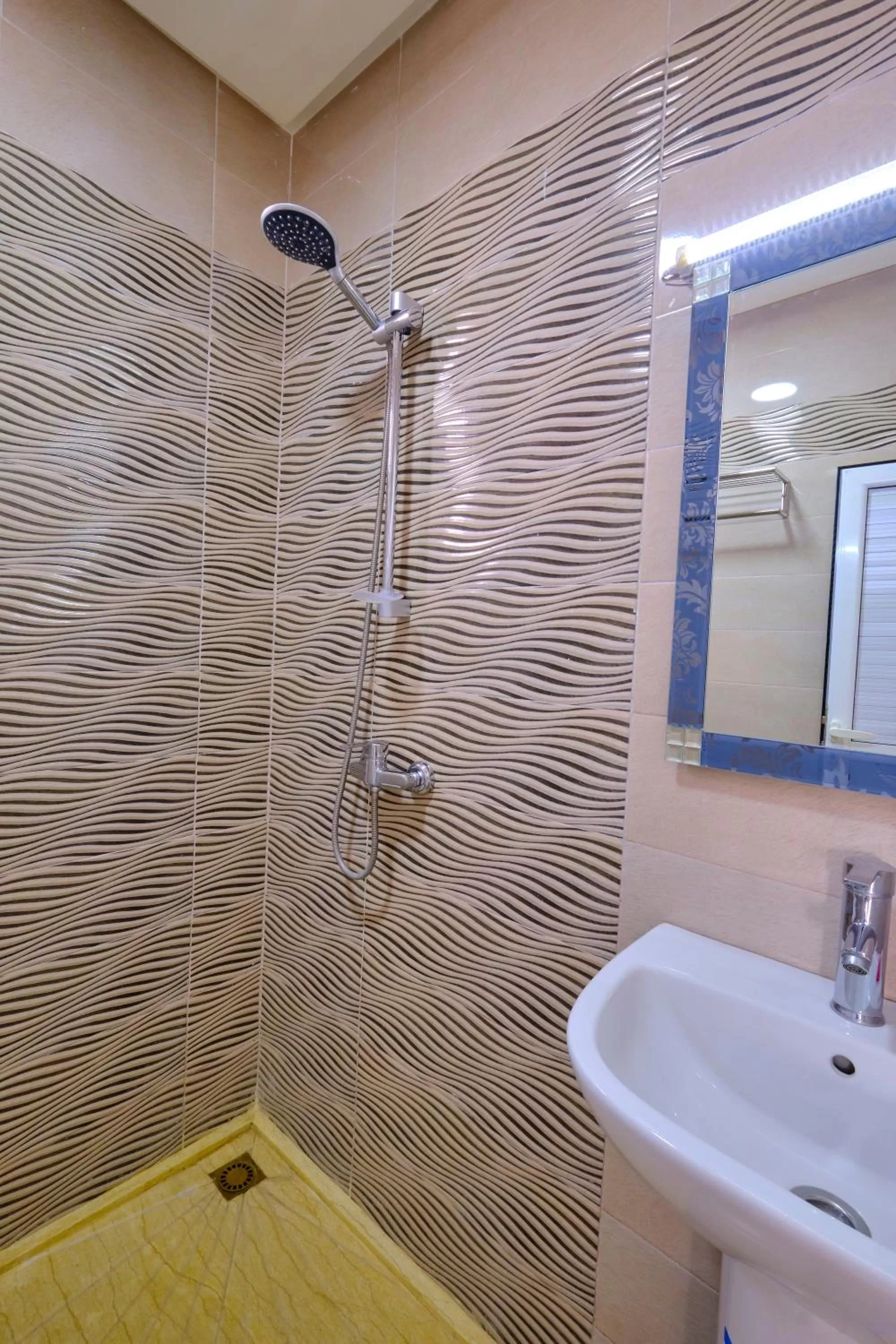 Bathroom in Hotel Central Palace