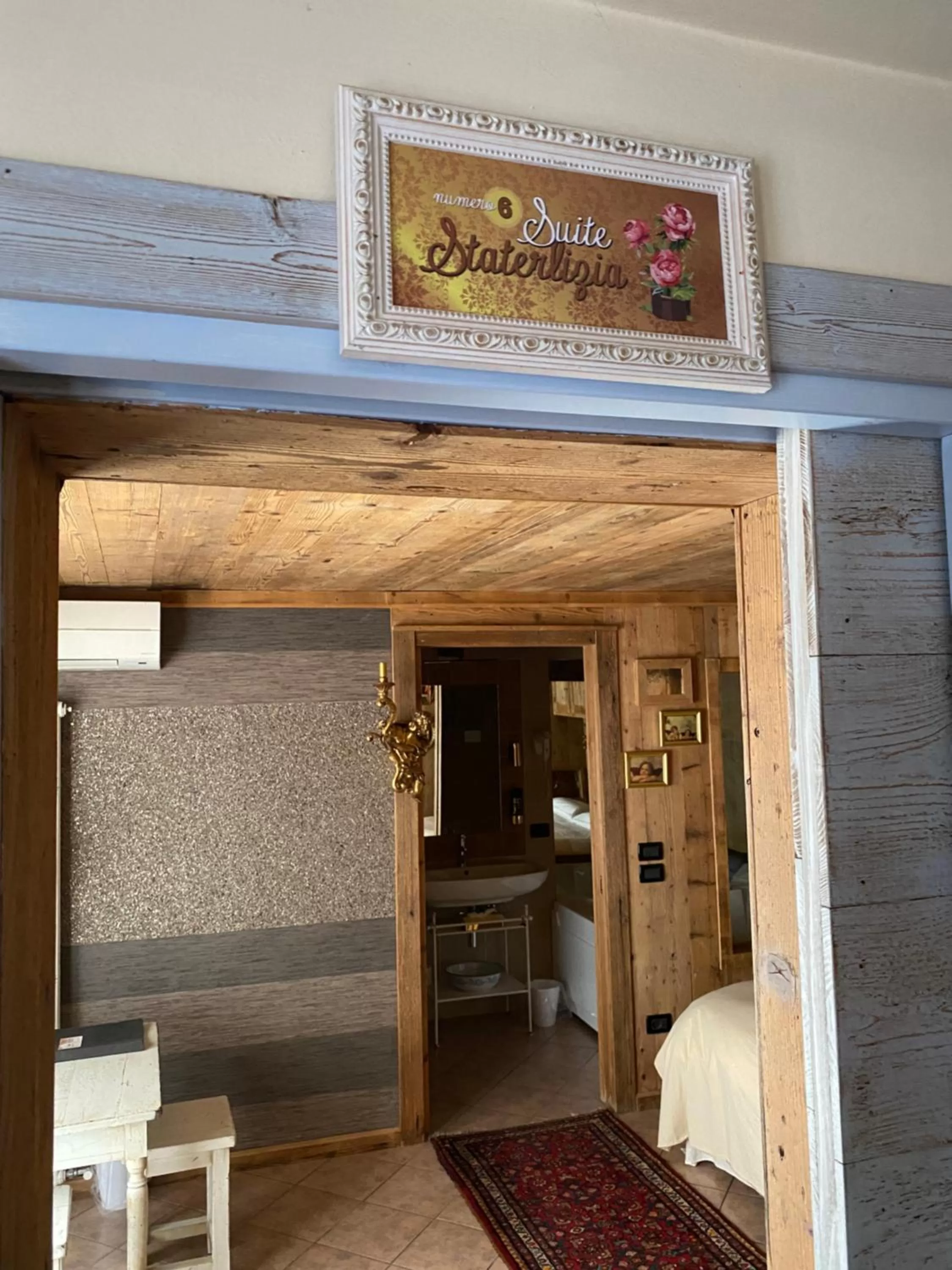 Facade/entrance in Le Fate Corbezzole