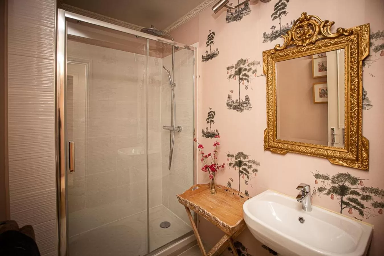 Bathroom in Carcassonne Bed and Breakfast du Palais