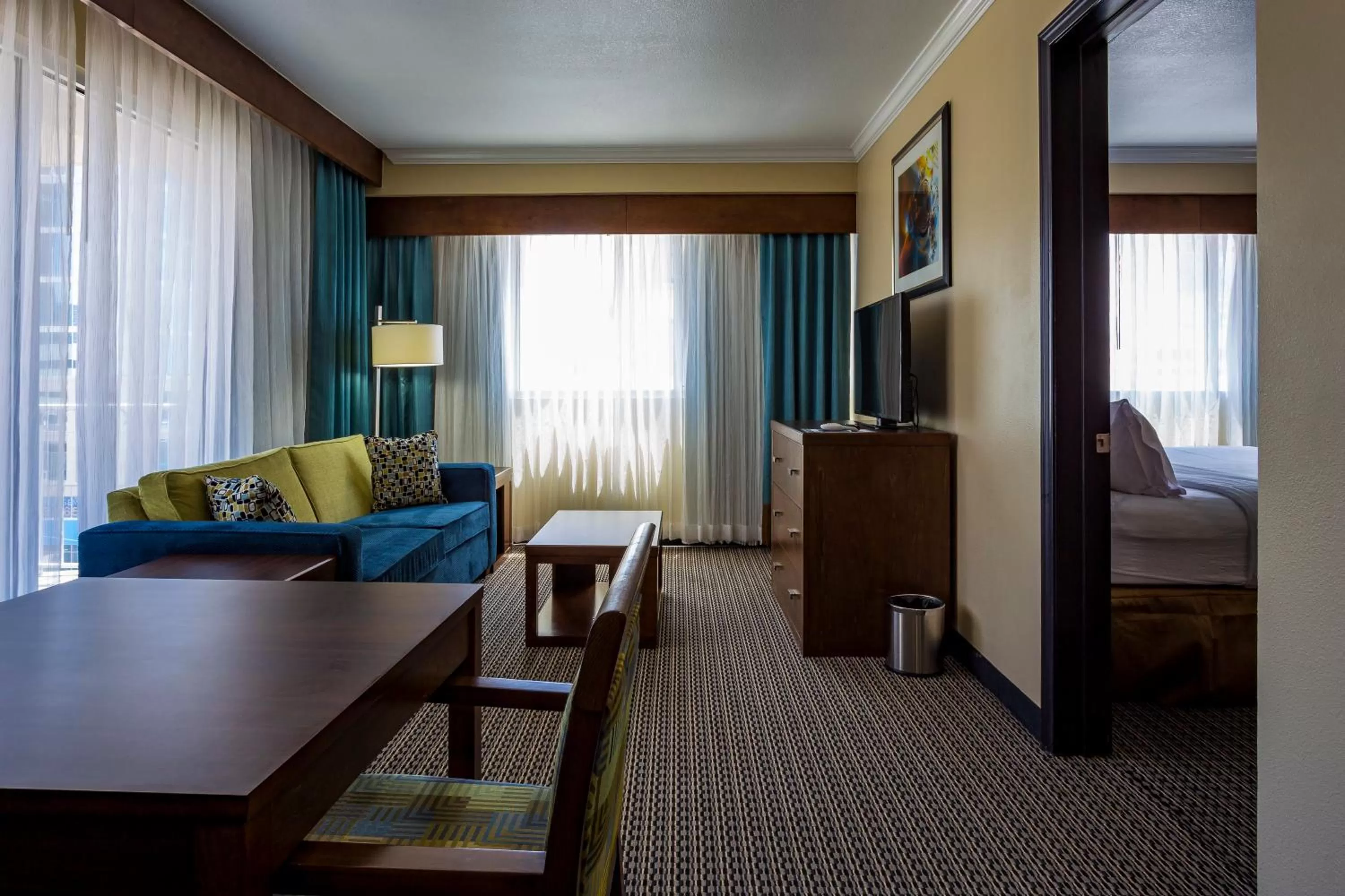 Photo of the whole room, Bed in Holiday Inn Houston Downtown by IHG