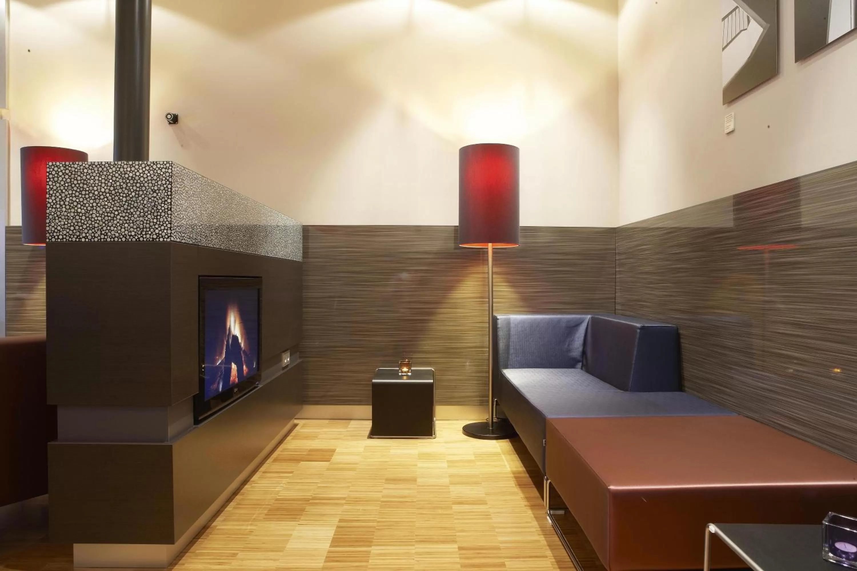 Lounge or bar in IntercityHotel Mannheim