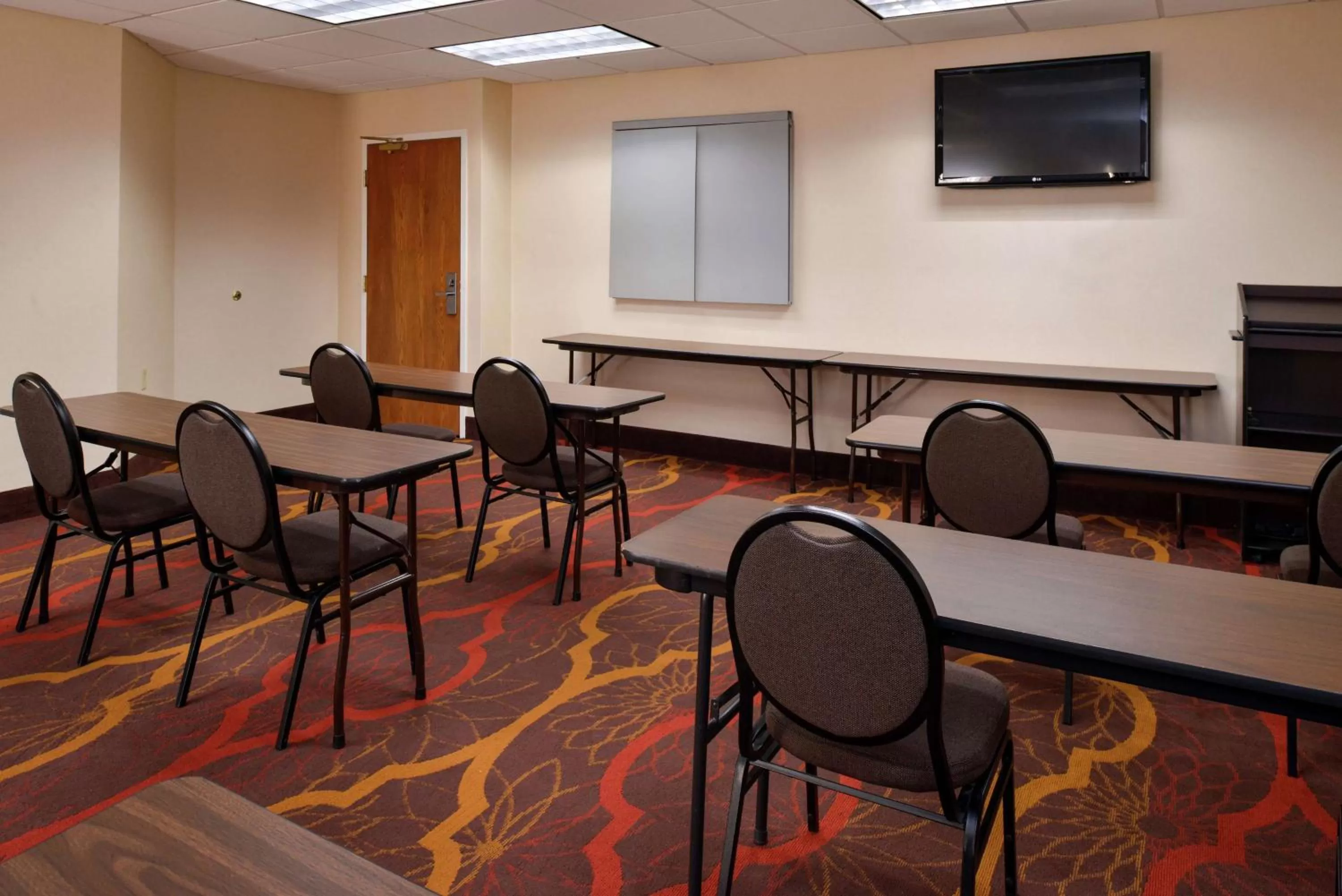 Meeting/conference room in Hampton Inn Columbus-East