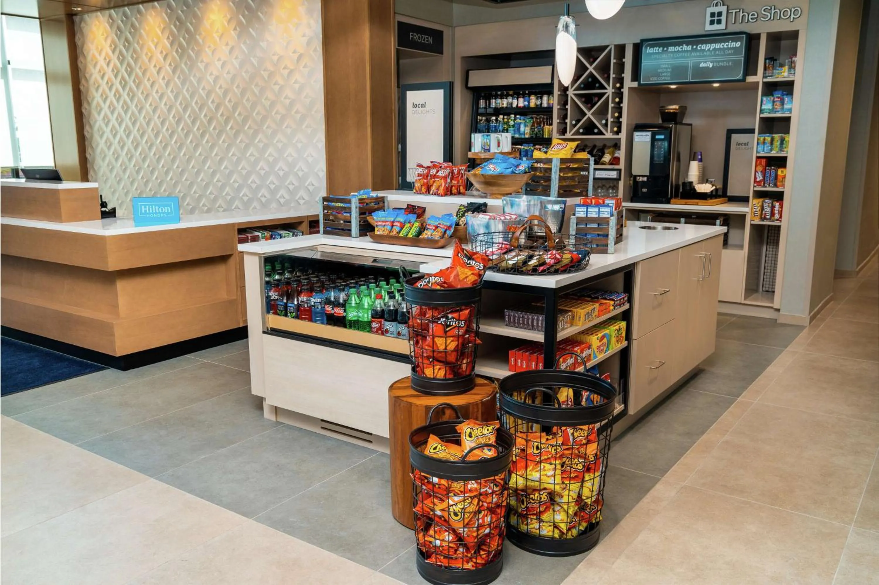 On-site shops in Hilton Garden Inn Cedar Park Austin