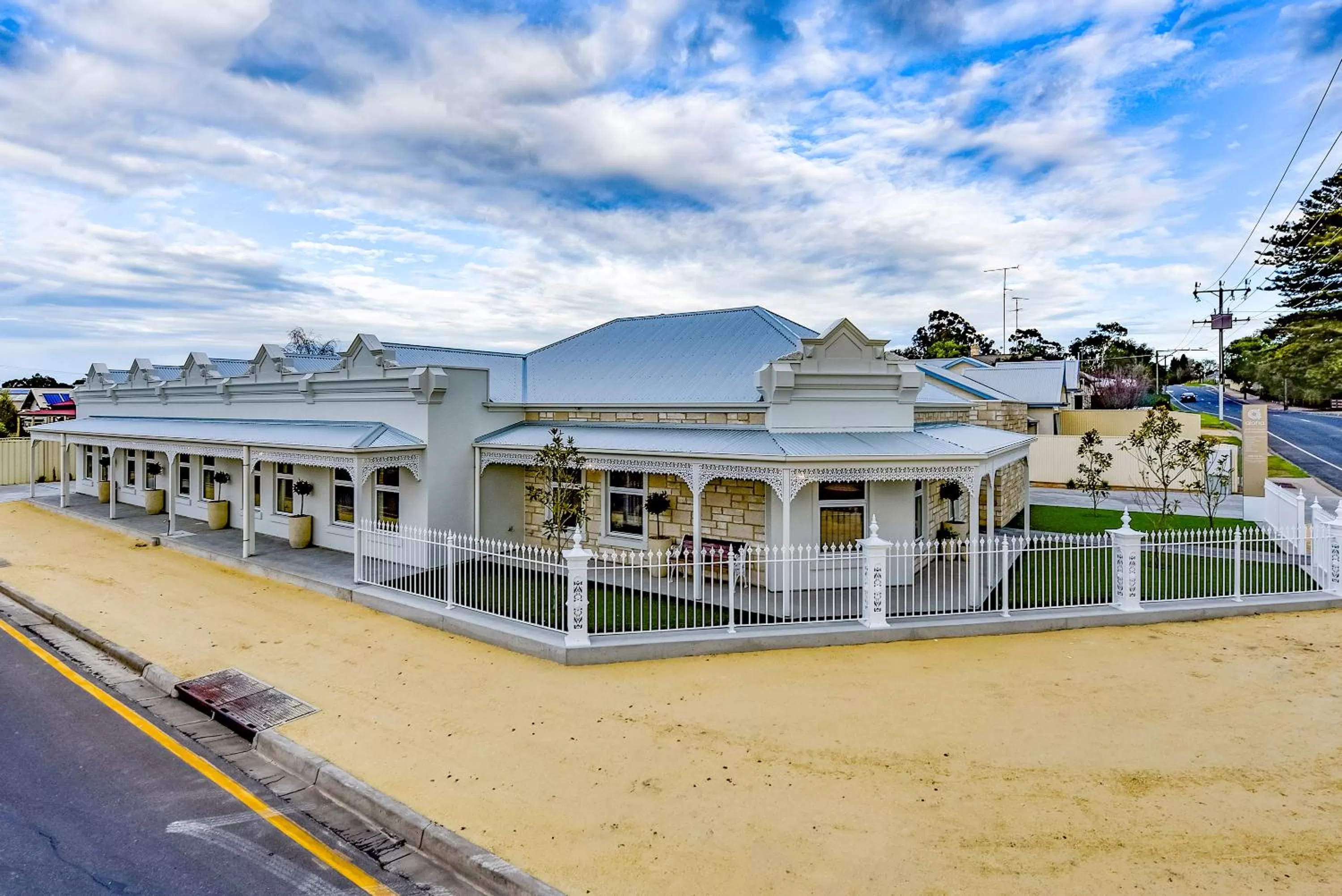 Property building in Aloha Central Luxury Accommodation